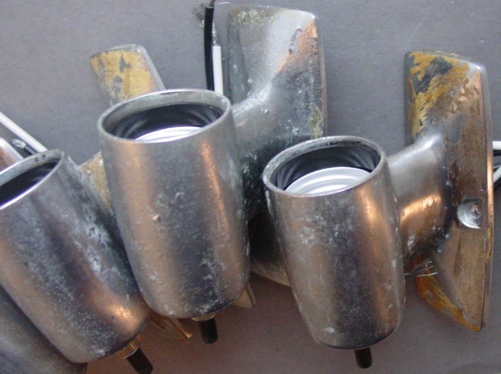 4 Vintage Yacht Bulkhead Galley Art Deco 400 Light Fixtures Camper Boat Cabin