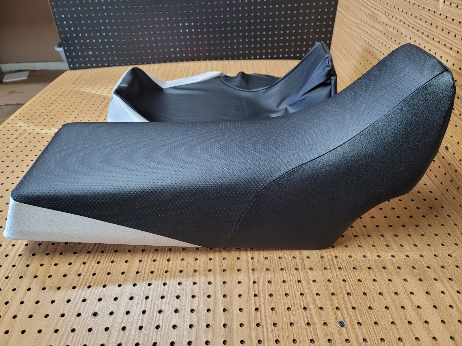 YAMAHA BANSHEE 350 YFZ350 SEAT COVER 1987 TO 2006 (BLACK&SILVER) [Y*-161]