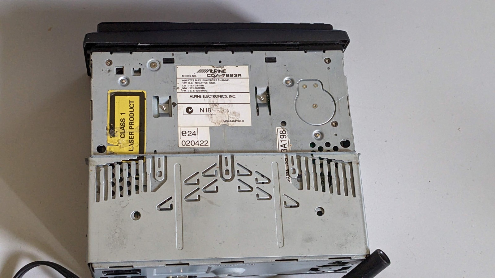 ALPINE CDA-7893R Car CD MP3 Receiver MediaXpander 4 X 60 WATT + BLUETOOTH