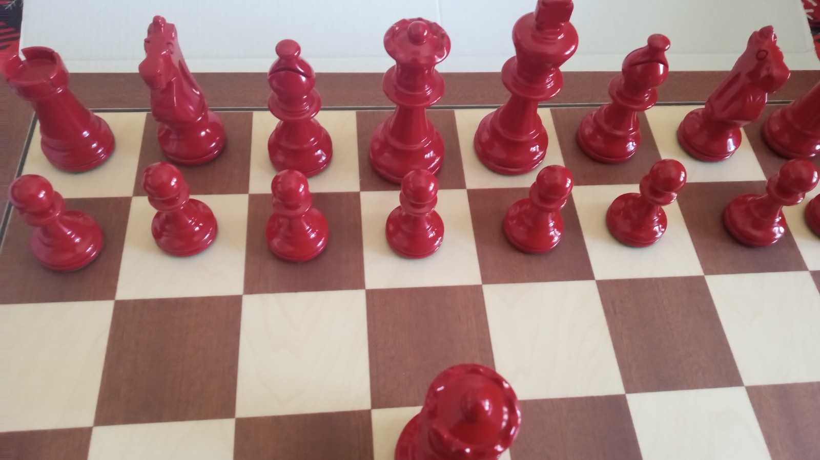 Pro Staunton Weighted Red & Ivory Chess Pieces Set 4 queens & Specialty Board