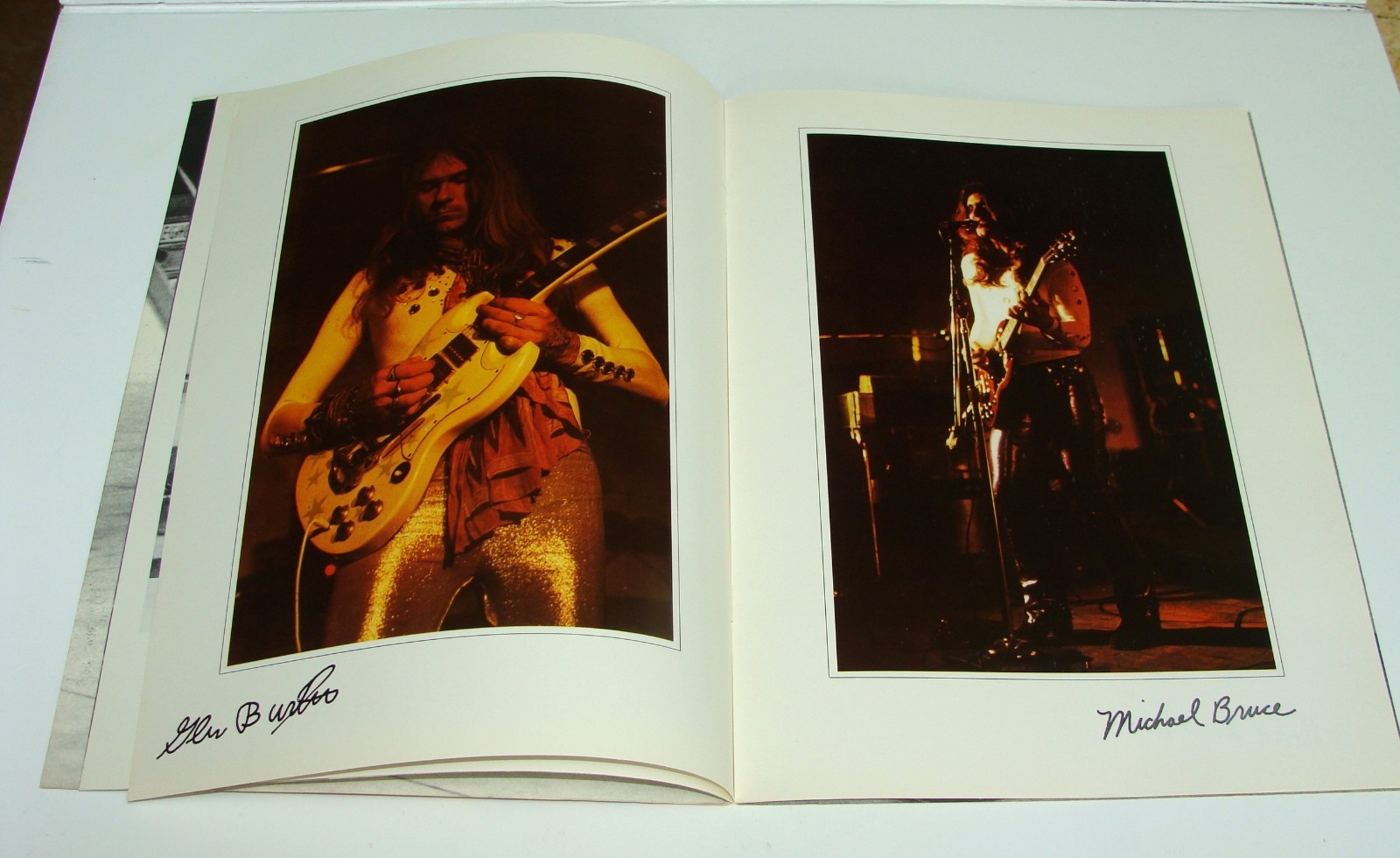 ORIG 1971 ALICE COOPER - PHOTO TOUR BOOK - SOUVENIR BOOK PUBLISHERS