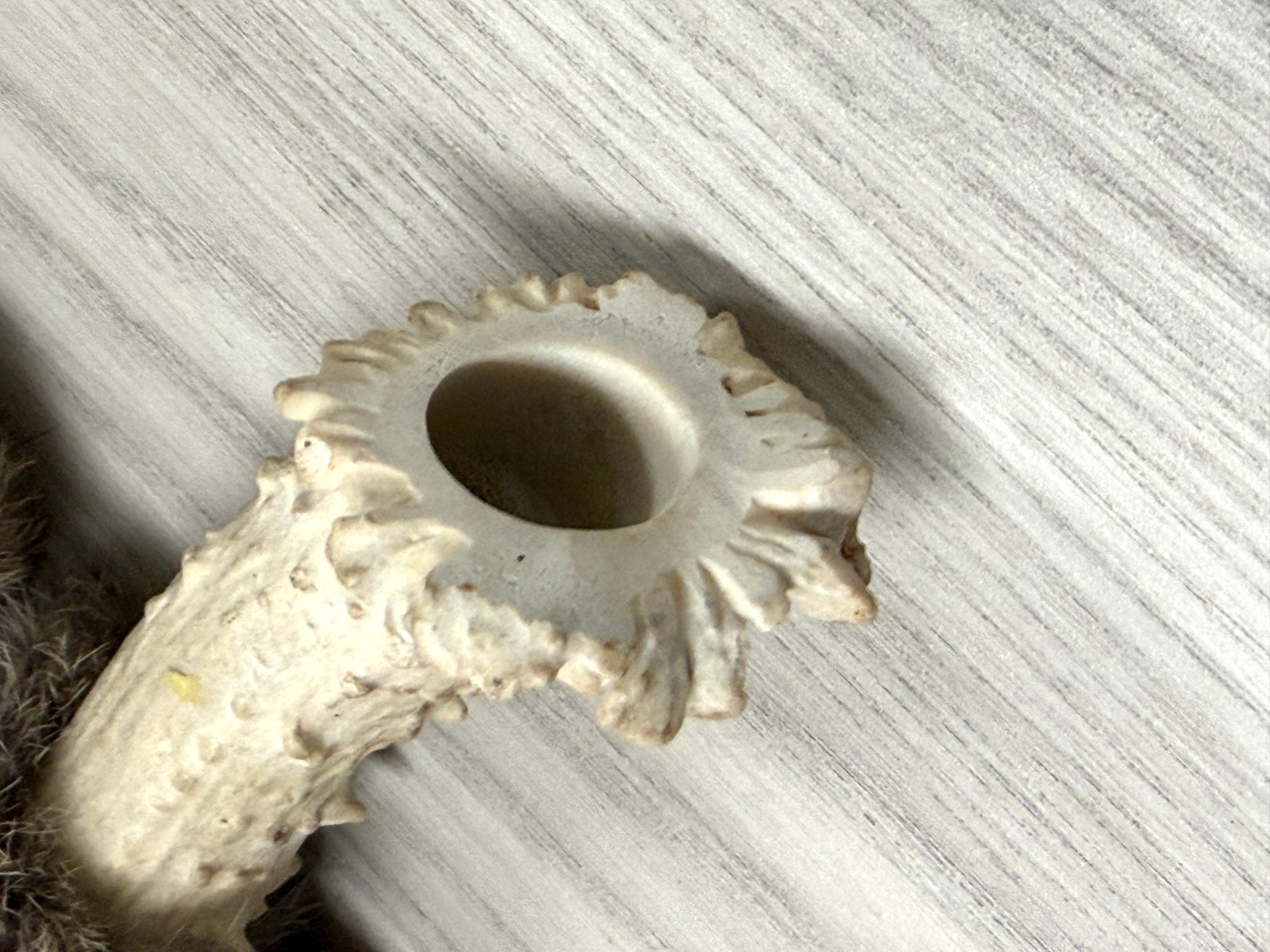 Replica Decorative Native American Deer Antler Peace pipe 29”