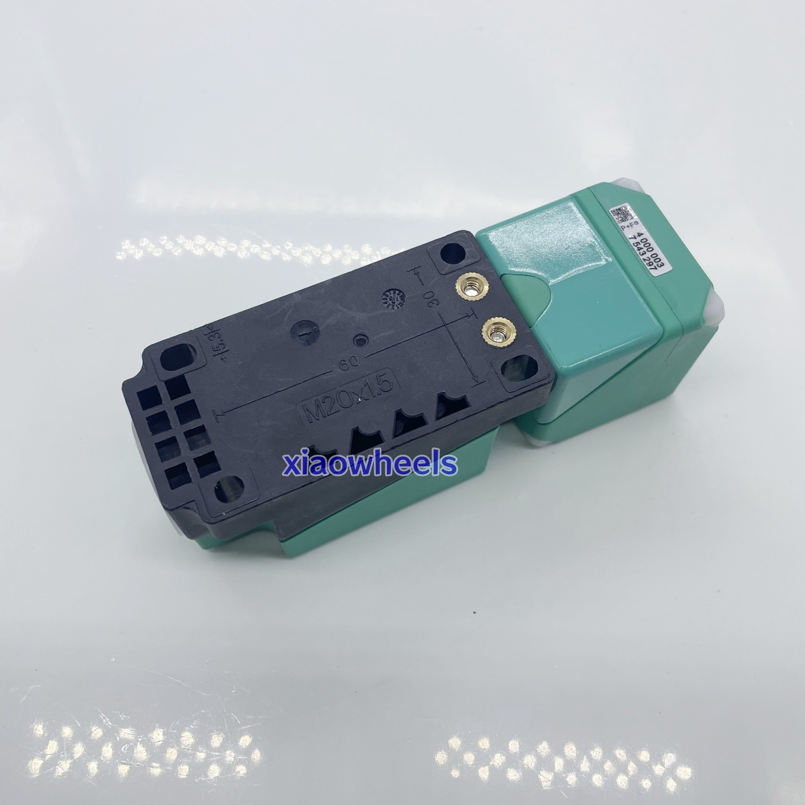 NBN40-U4-UU NEW IN BOX Pepperl + Fuchs Inductive Sensor 24-250VDC/24-230VAC