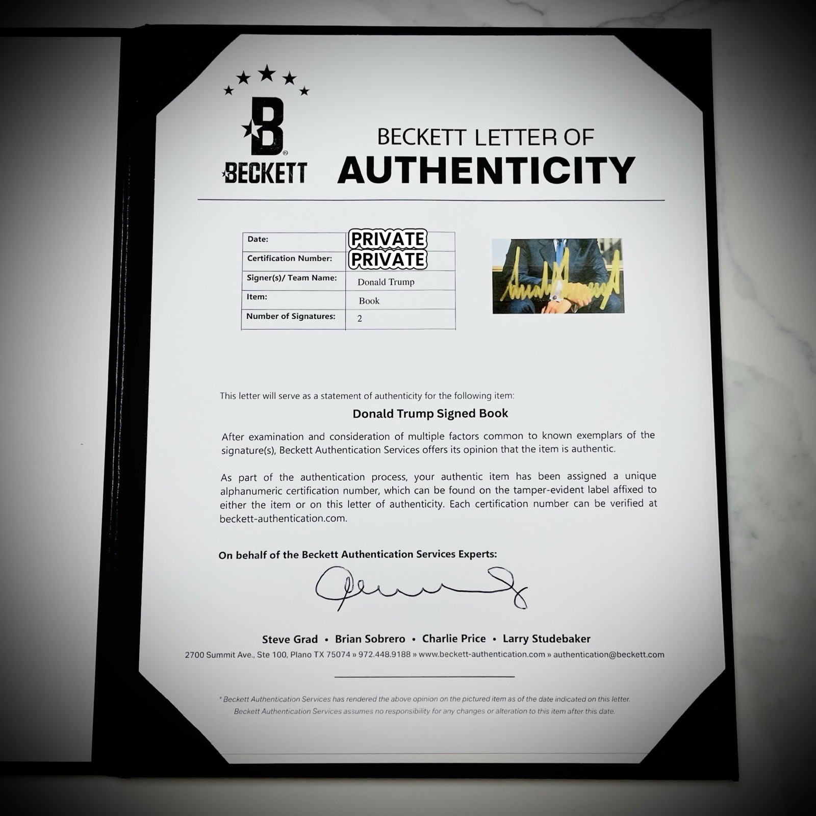 🇺🇸 BECKETT Donald Trump Signed The Art Of The deal Autographed Book