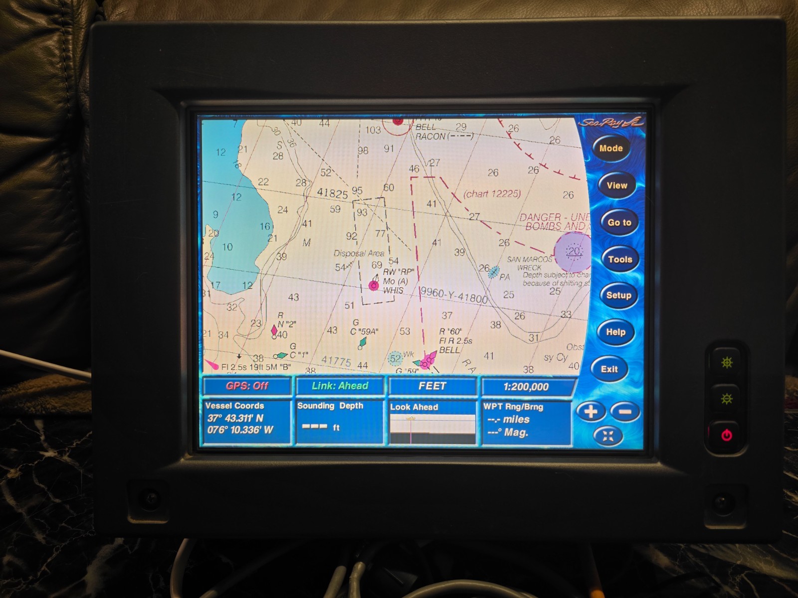 SeaRay Navigator Maptech Model 300 woth joystick and cables chart plotter boat