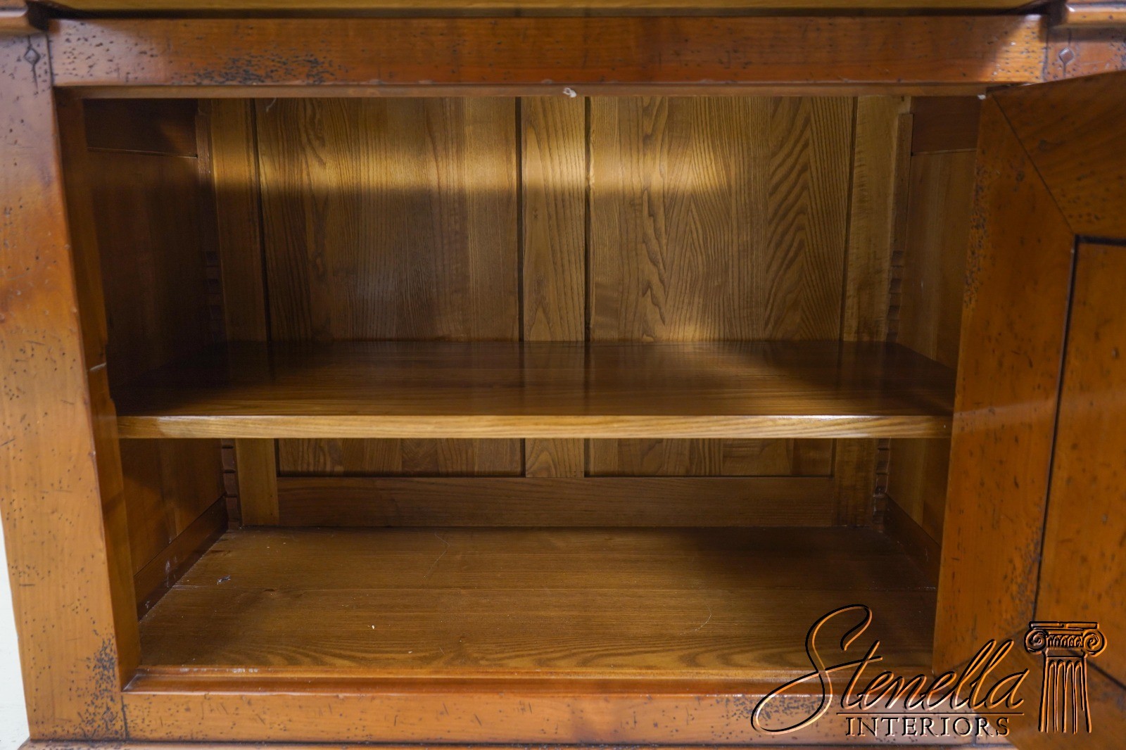 L61269: Italian Continental Style Distressed Finish Cabinet