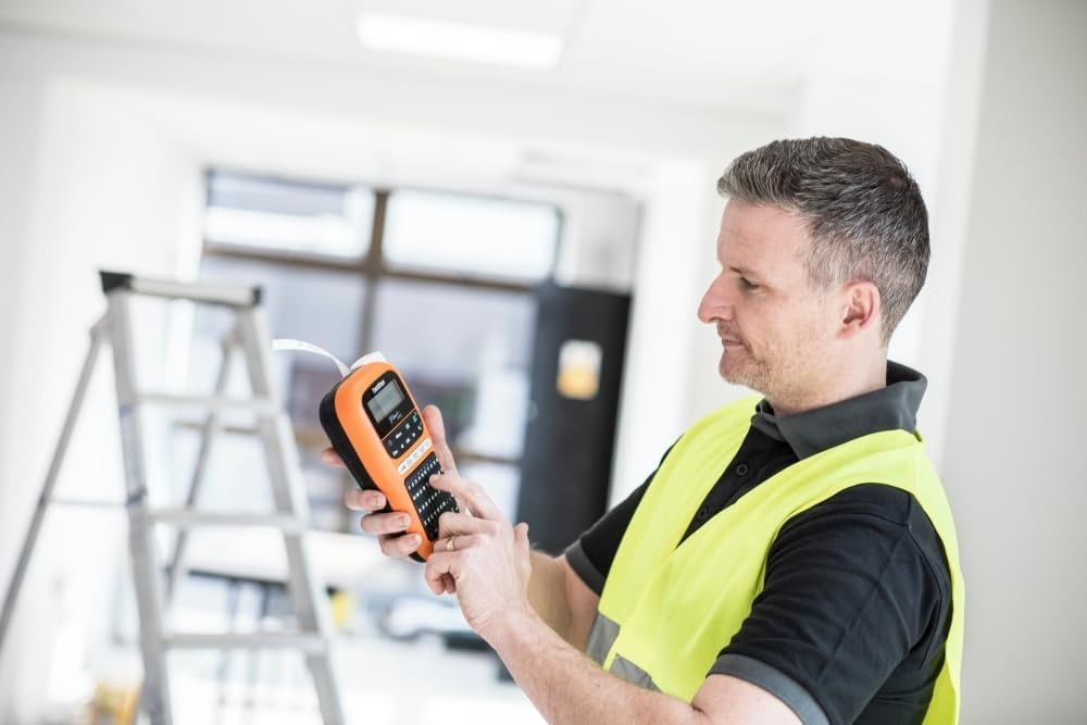 PTE110BP Entry-level Handheld Industrial Laminate Label Printer