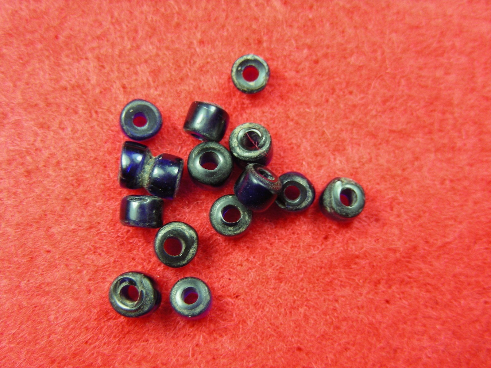 COBALT BLUE TRADE BEADS - MODOC TRIBE - CALIFORNIA - FREE SHIPPING