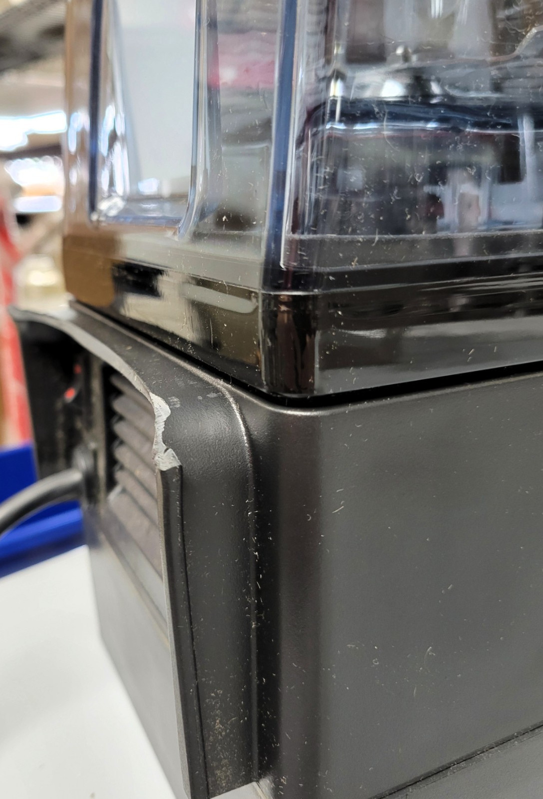 Vitamix 036019-ABAB The Quiet One Twist Lock Blender, Countertop, 48 Oz Capacity