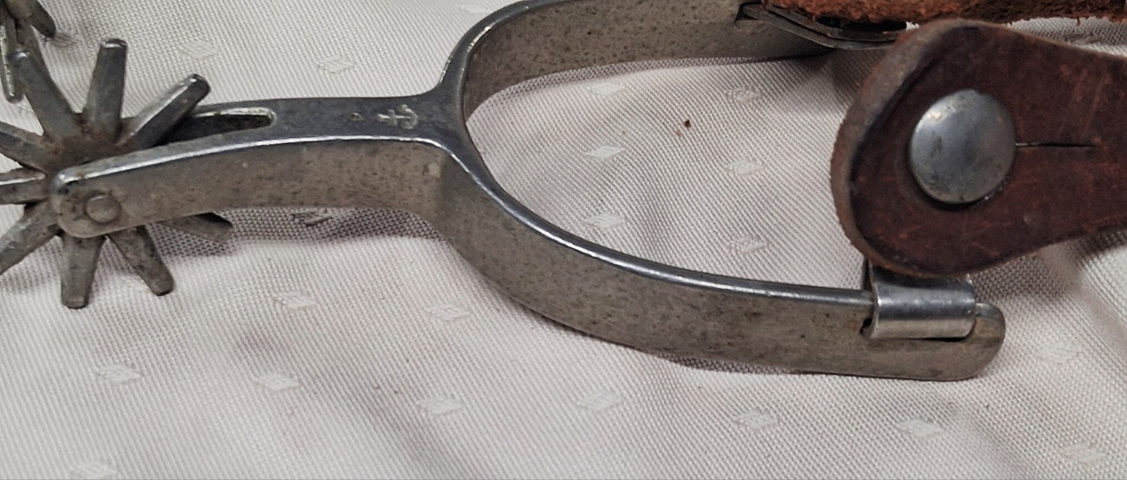 Vintage Anchor Brand Aluminum Comboy/Western Heart Spurs