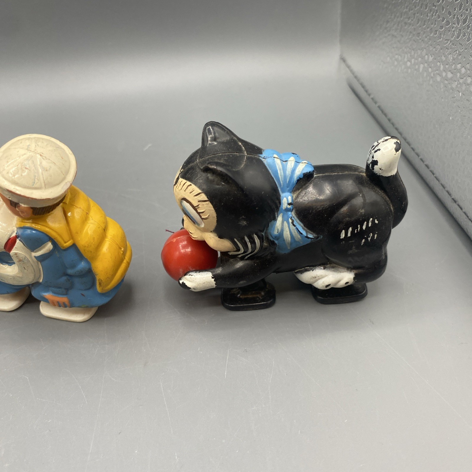 Vintage 1960’s Marx Ramp Walker Lot Of 5 Penguins/Sailors/Soldiers/Cat