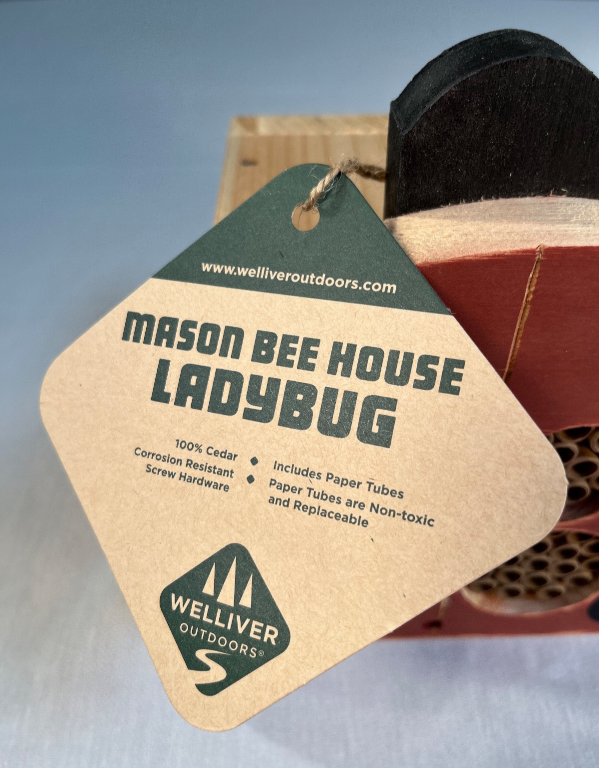 New Open Box Welliver Mason Bee House Ladybug Design, Cedar, Paper Tubes