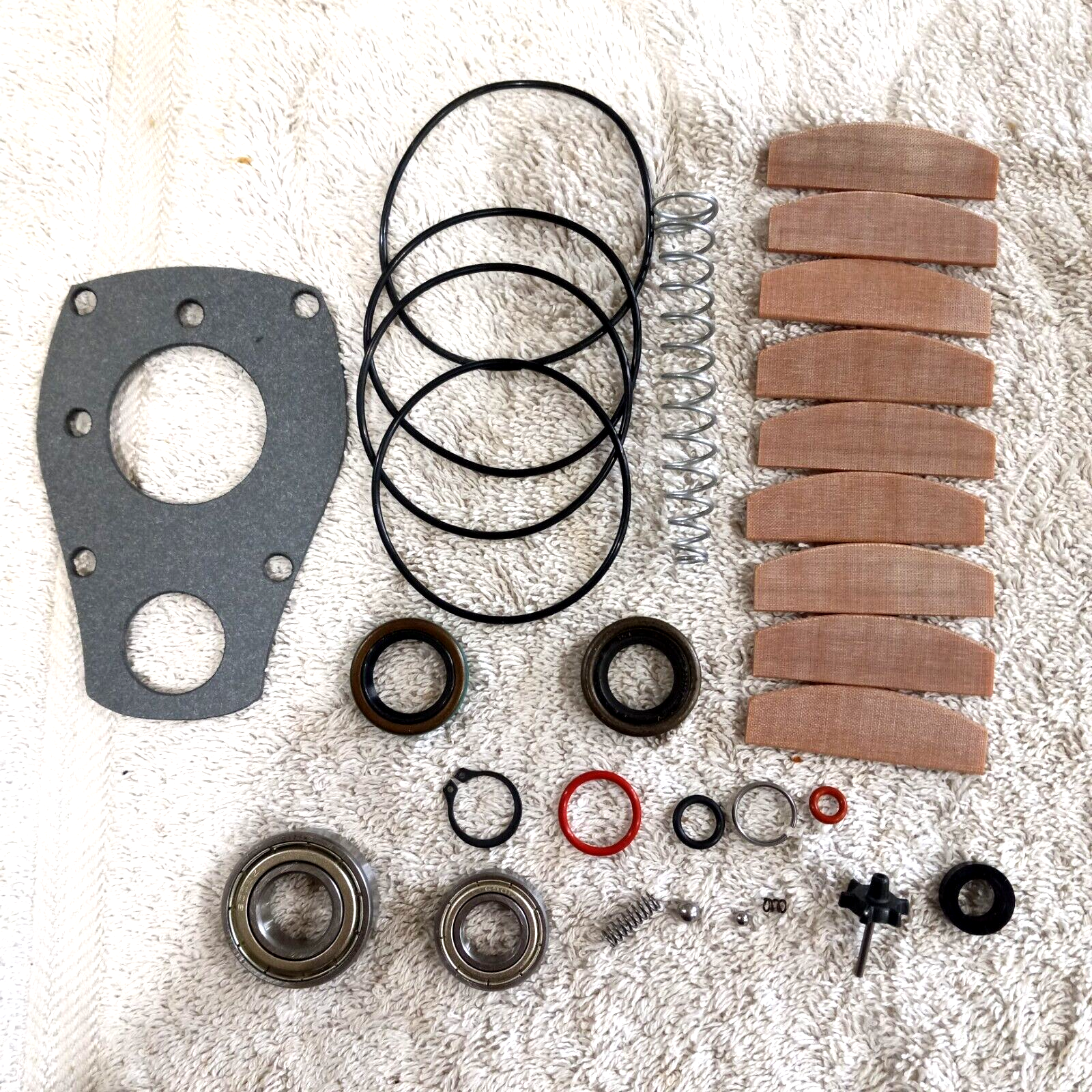 SNAP ON XT7100 TUNE UP KIT WITH BEARINGS, SPRINGS AND REVERSE VALVE DETENT BALLS