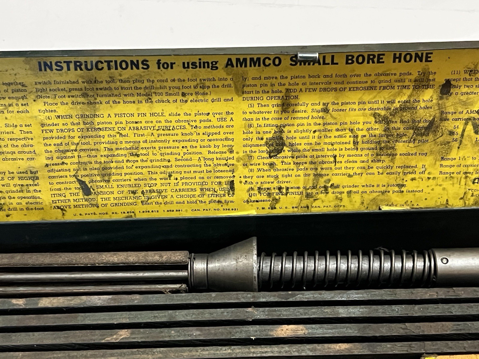 AMMCO Model 100 Vintage Small Bore Cylinder Hone Set in Box 47/64" - 1-5/16" USA