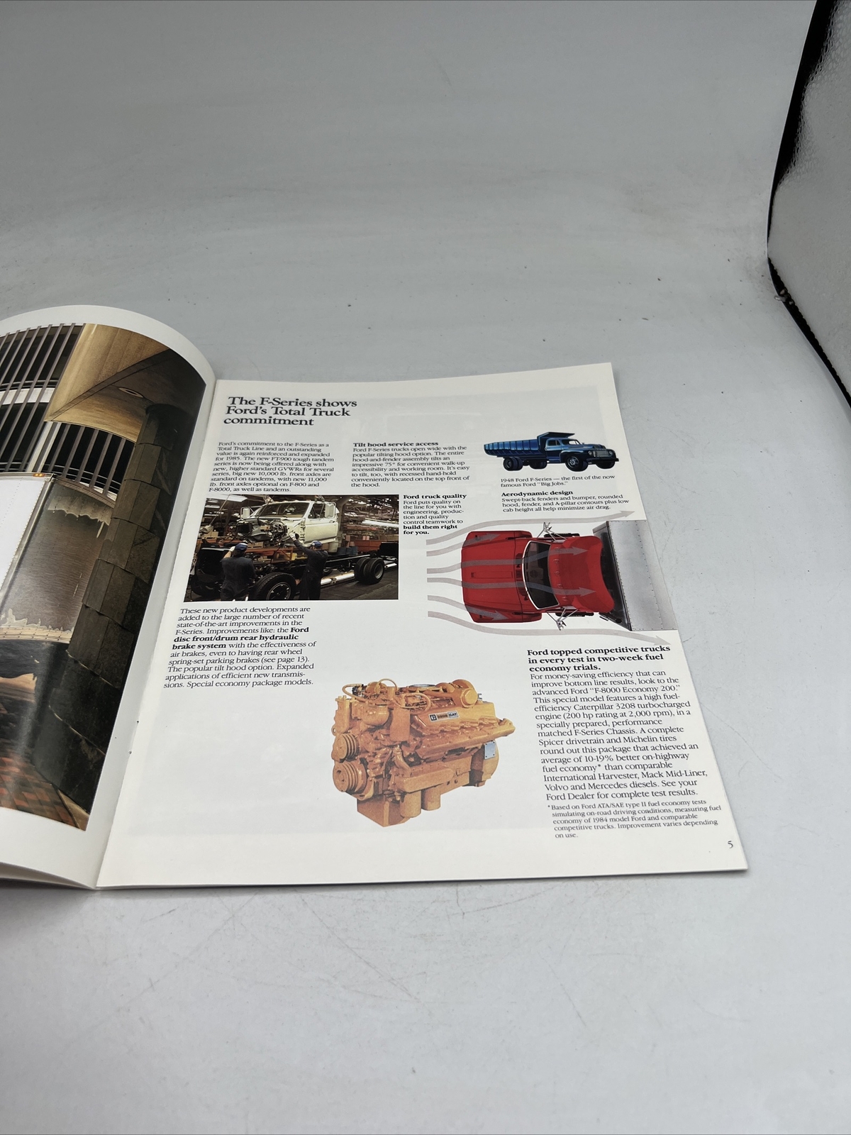 1984 FORD F SERIES SALES BROCHURE CATALOG
