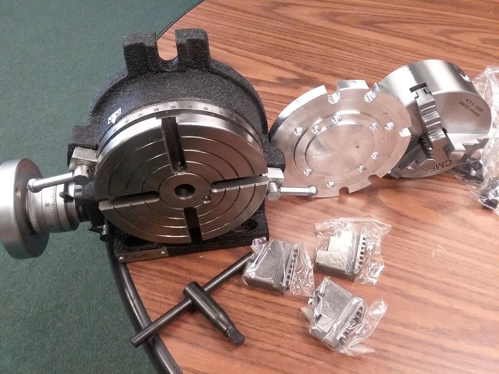 6" precision HORIZONTAL & VERTICAL ROTARY TABLE w 3jaw chuck & index plates