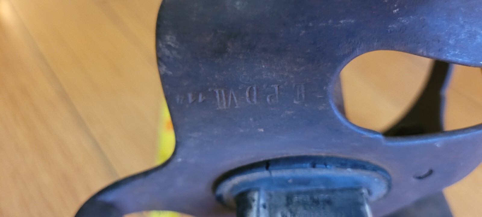 Heavy WWI Imperial Germany Dragoon cavalry sword