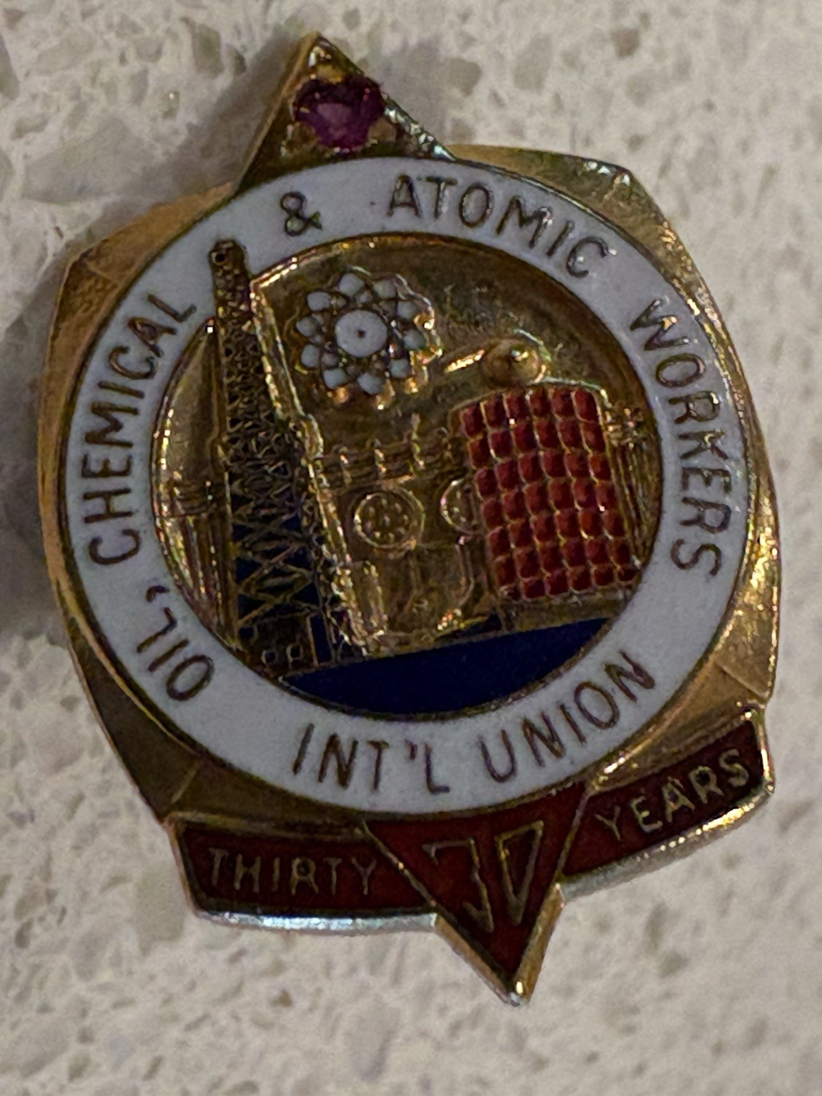 Vintage International Union Oil Chemical & Atomic Workers 10,20,25, & 30