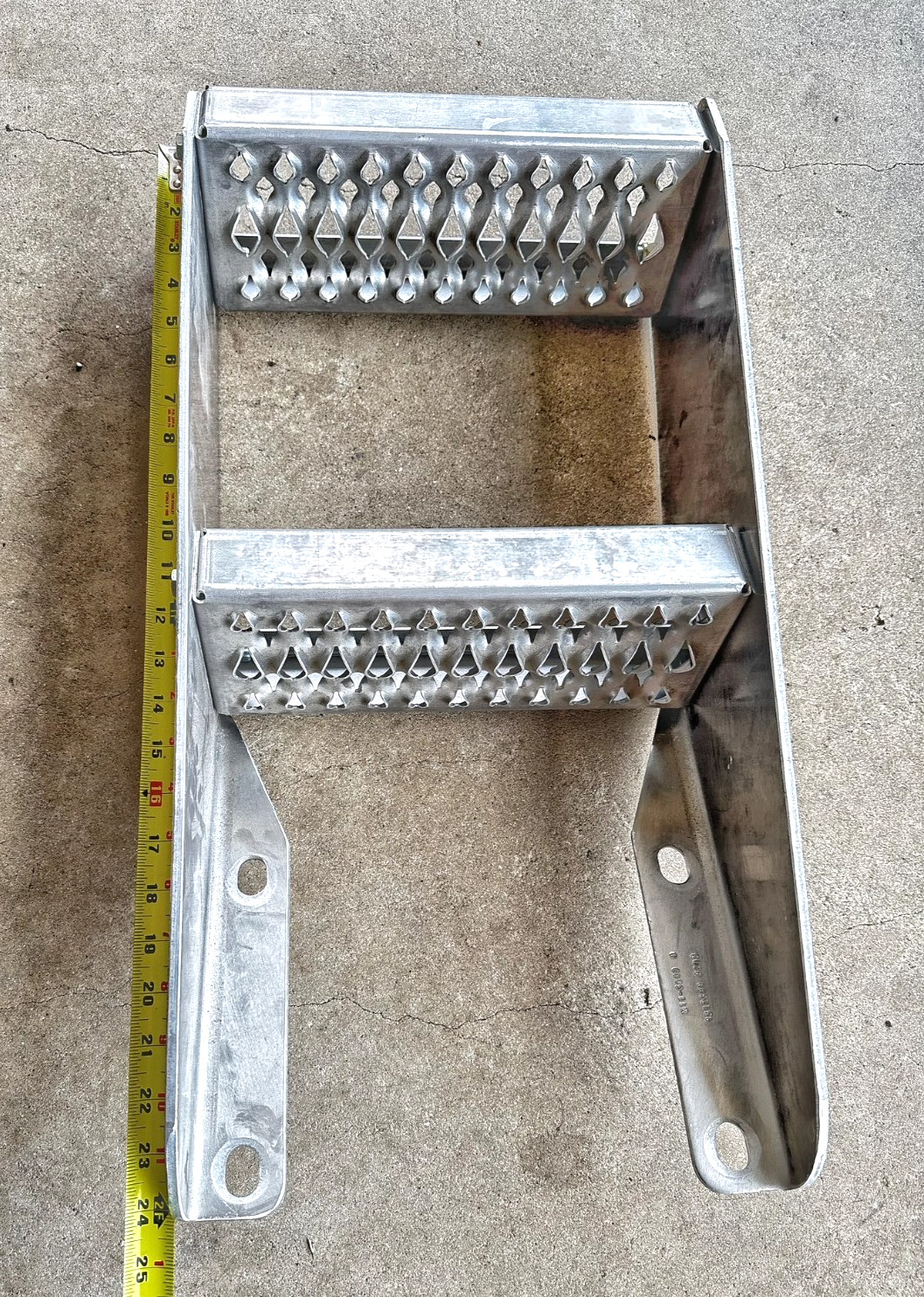 12" Aluminum Frame Step w/ Brackets | Fits Peterbilt Kenworth | New Take-Off