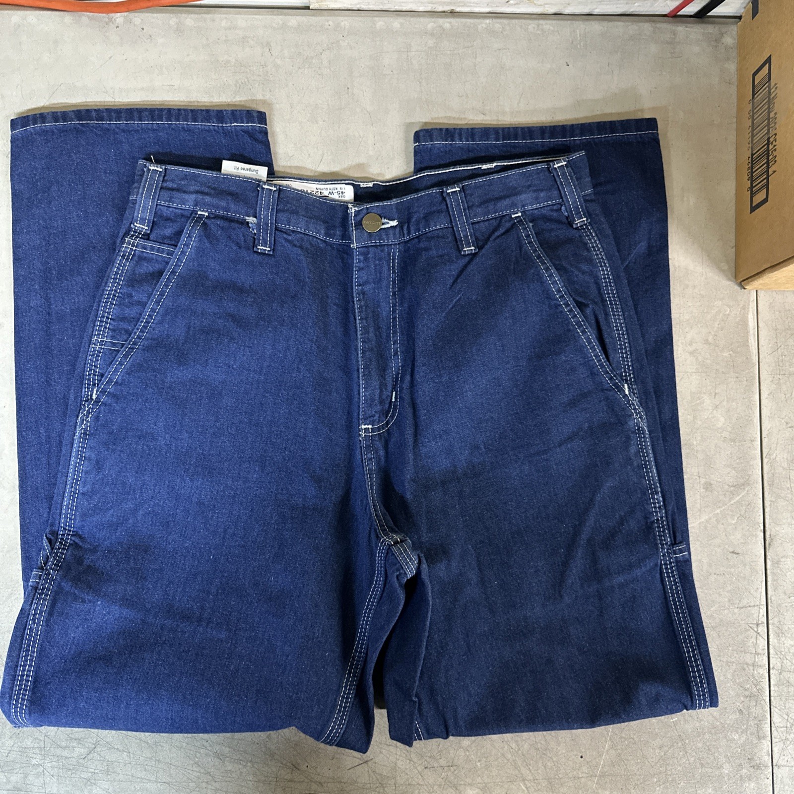 NEW Carhartt Dungaree Fit Size: 32x30 PN: 382-83