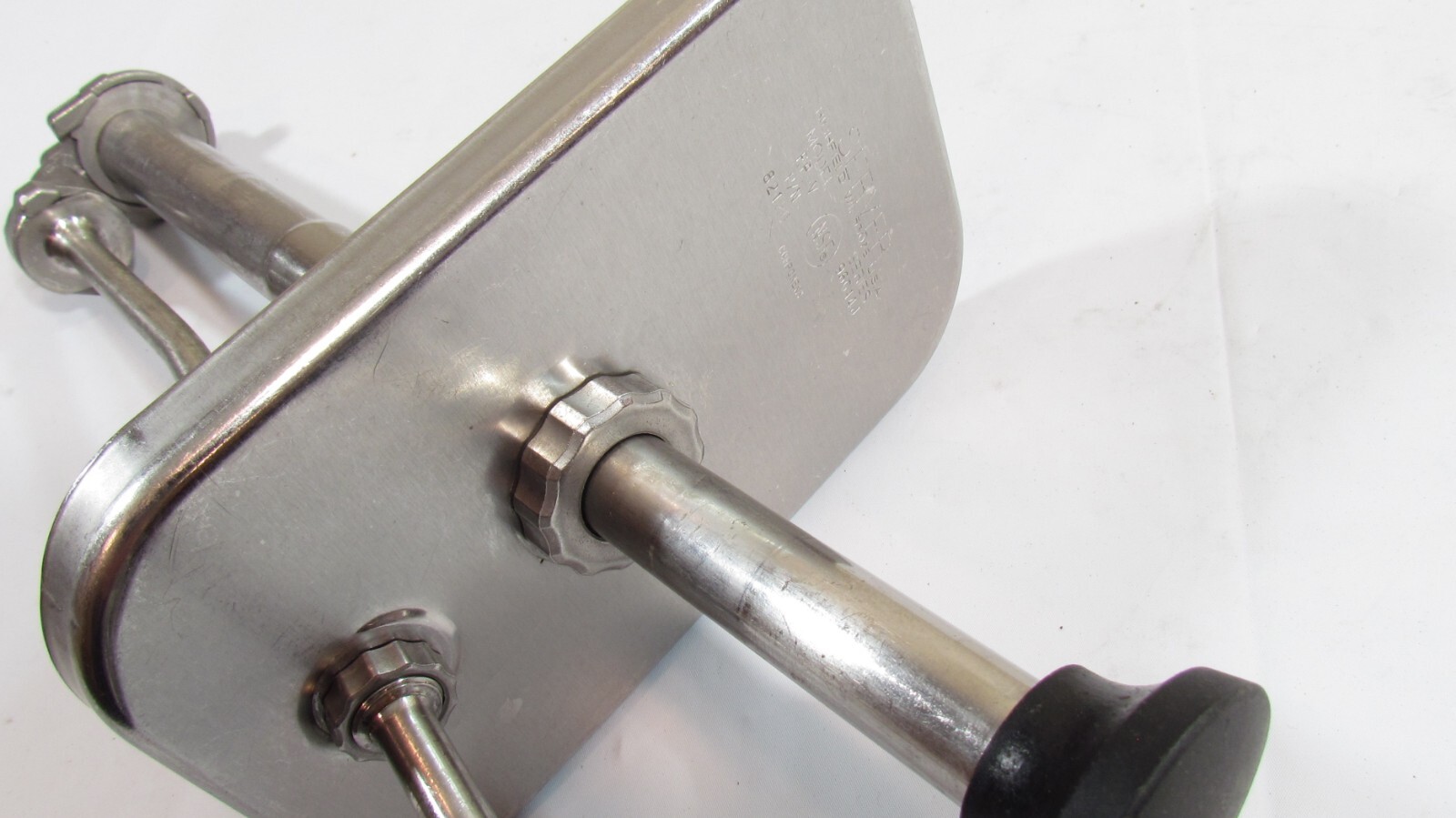 Pre-Owned Server FP-V 82120 Stainless Steel 1.25oz Pump with Lid PC3