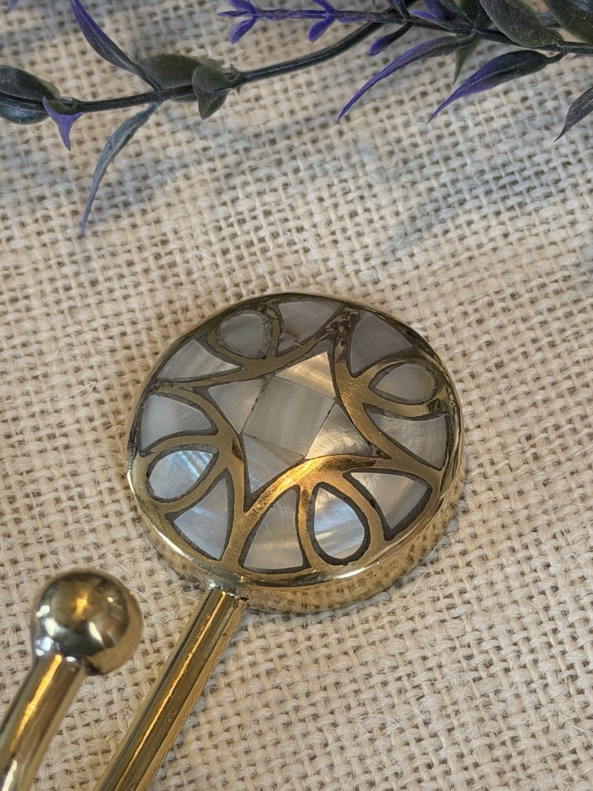 Mother of Pearl Handcrafted Wall Hook Round Petal Inlay Design Single Wall Hook