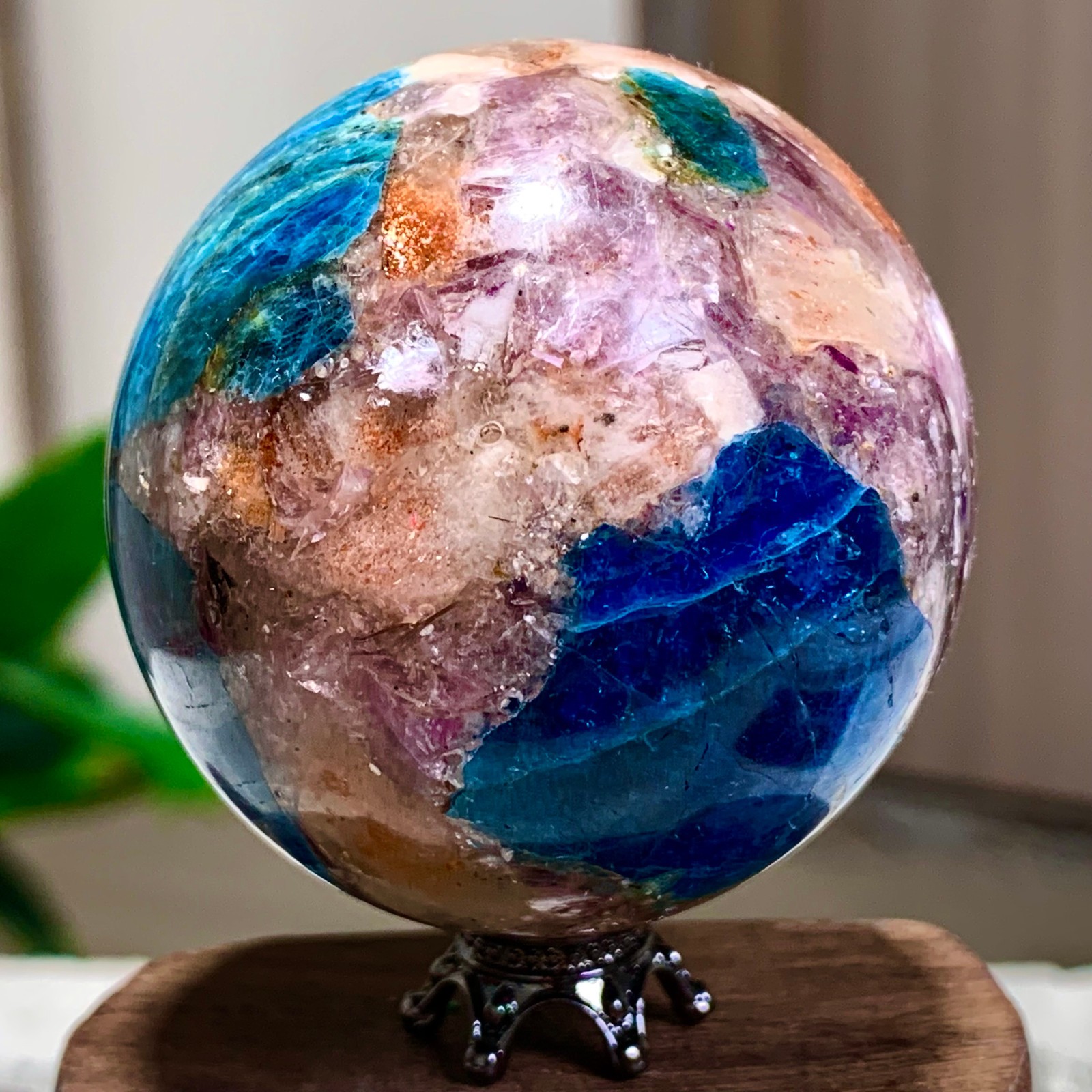 160G Natural Blue Aptite +Sun Stone purple lepidolite Sphere mineral sample