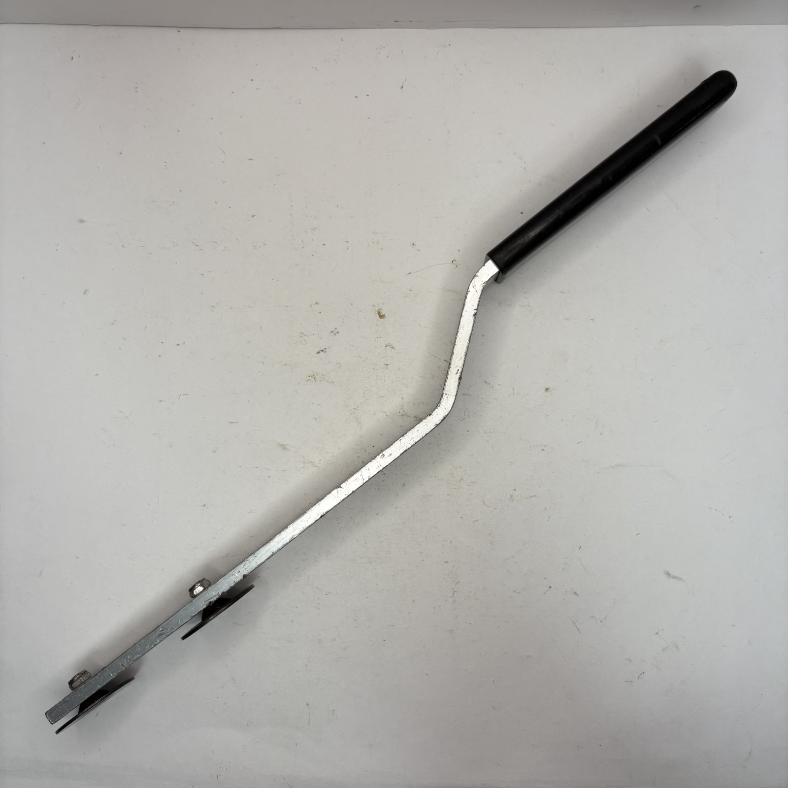 Malco Offset Duct Stretcher – Sheet Metal HVAC Hand Tool 16 inch