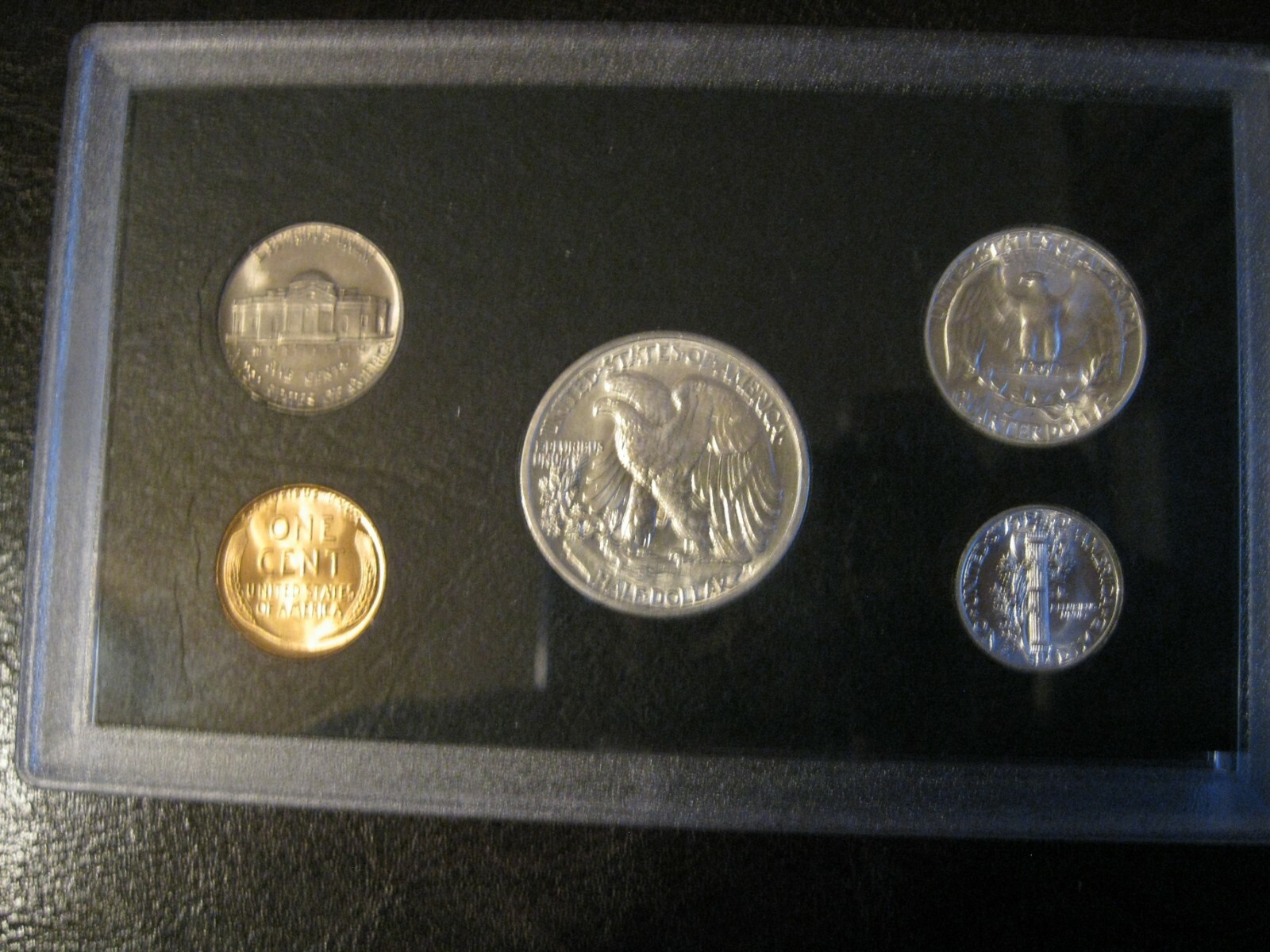 1940 P US Mint Set Brilliant Uncirculated!