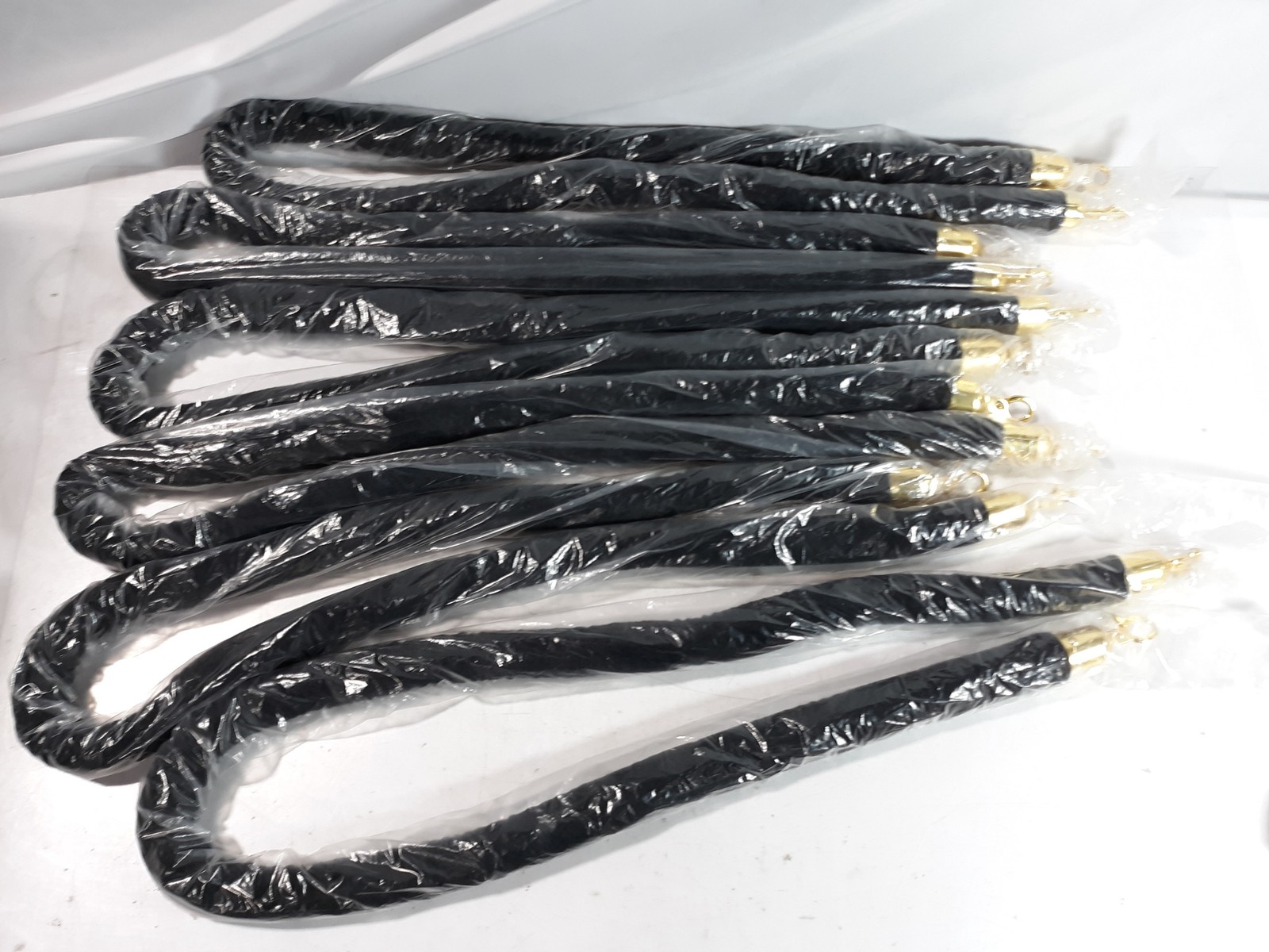 5ft Black Velvet Stanchion Rope Gold Clip Barrier Crowd Control - Lot of 6