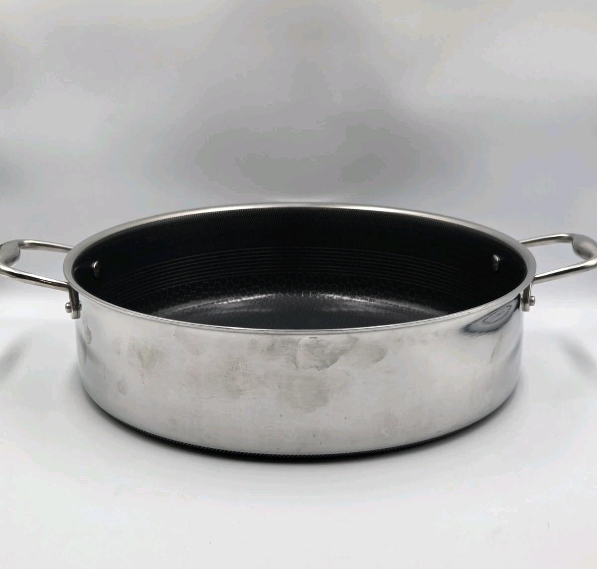 HexClad Hybrid 7-Quart Sauté Pan / Chicken Fryer - No Lid - Used Good Condition