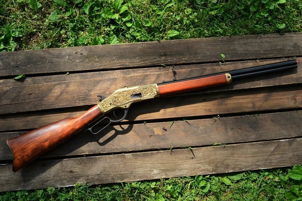 Winchester M1873 Engraved Lever Action Rifle - 1873 - Non-Firing Denix Replica