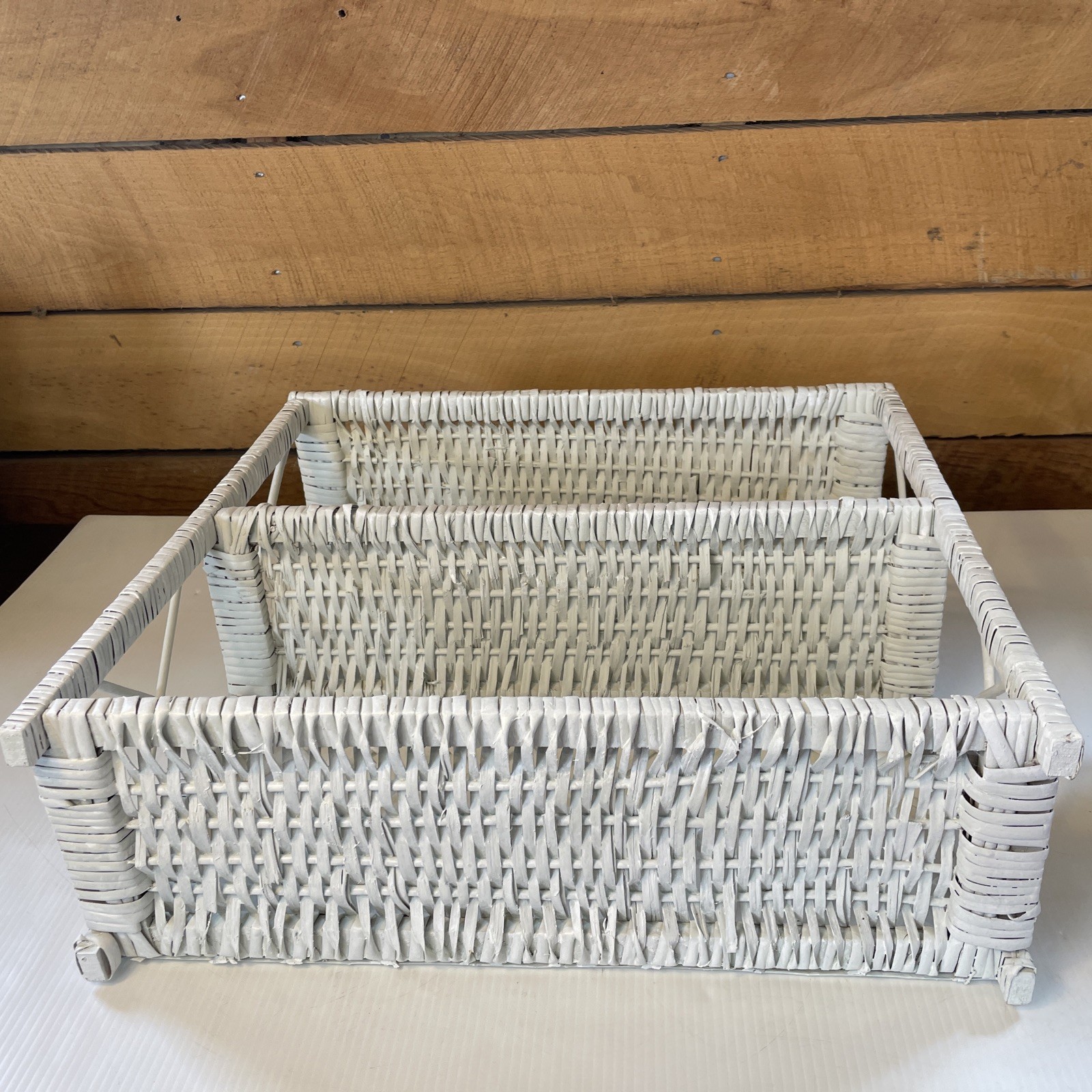 Vtg White Wicker Wall or Free Standing Shelf Boho, Shabby Chic, Cottage, Beach