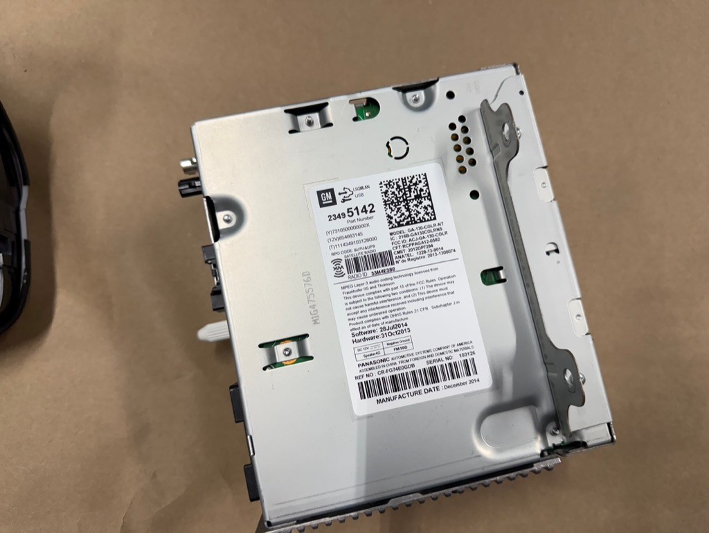 2015 Chevrolet Camaro SS MyLink Premium Radio Face Plate GM - OEM