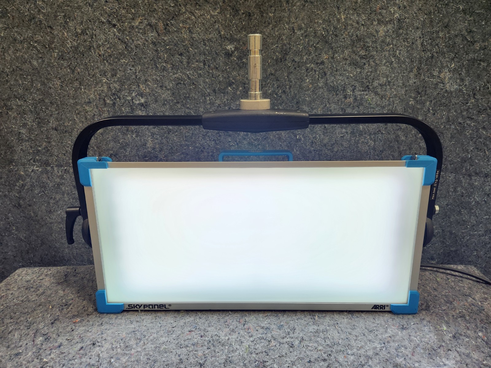 ARRI S60-C SkyPanel RGBW Color/White LED Soft Light Panel with Power Supply Blue