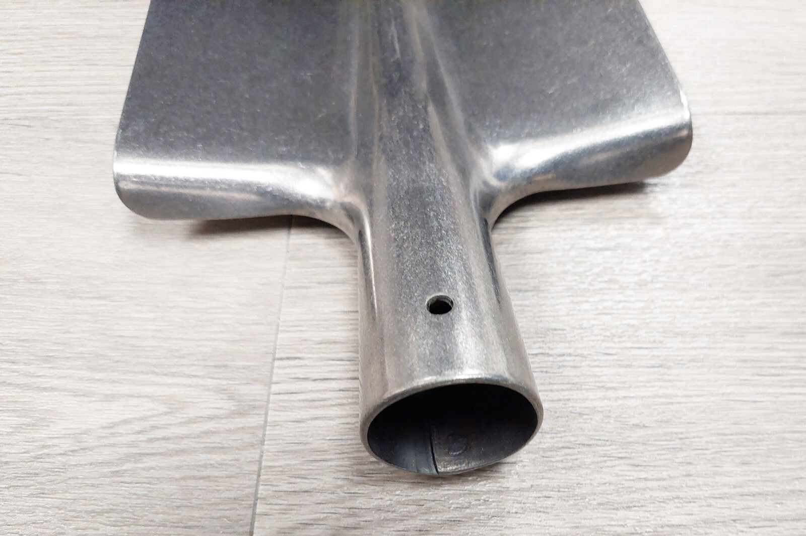 100% Titanium MEDIUM Outdoor Shovel Heavy Duty Pointed Lightweight Durable NEW