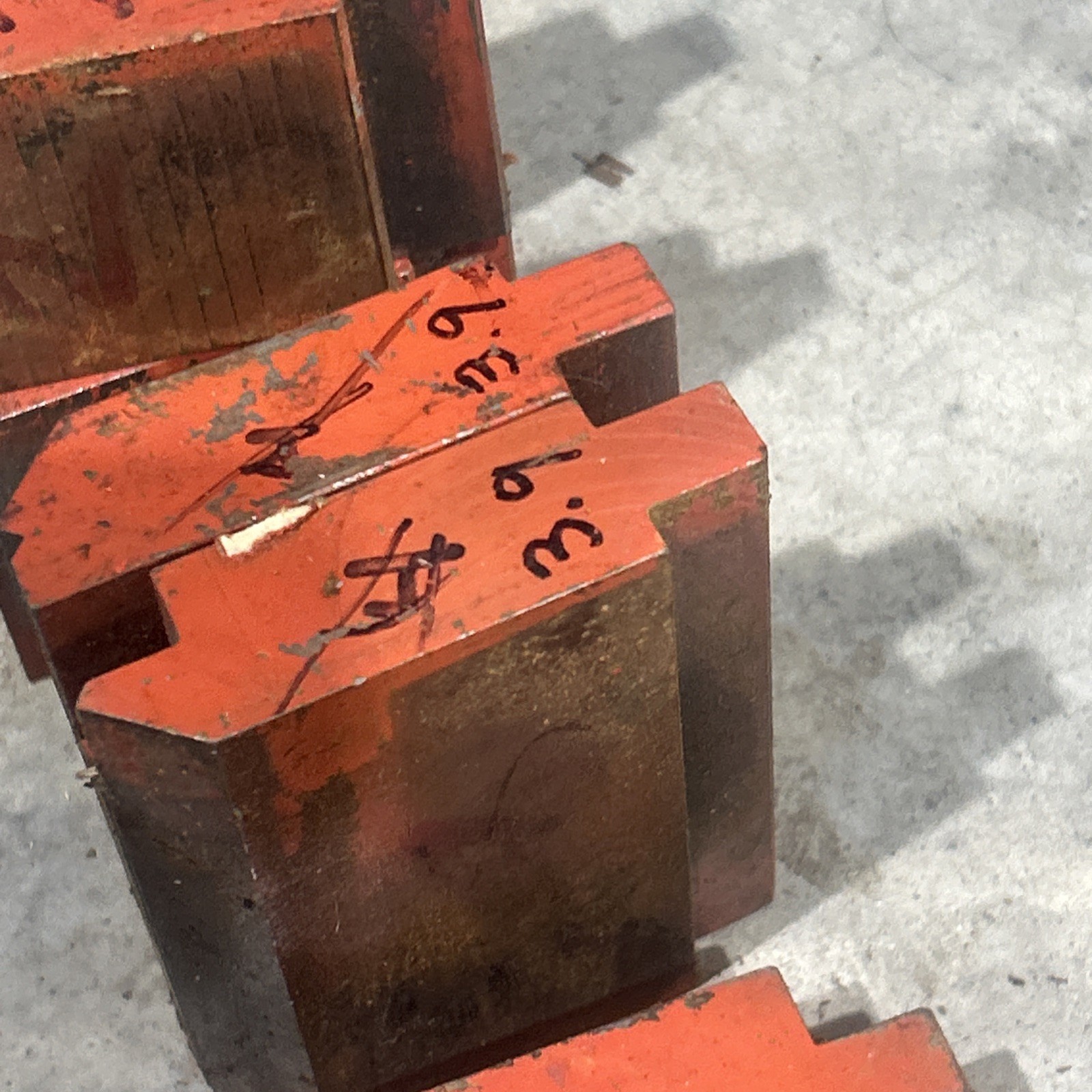 52 PCS. offset brake press dies, step dies, sheet metal forming. METRIC OFFSETS