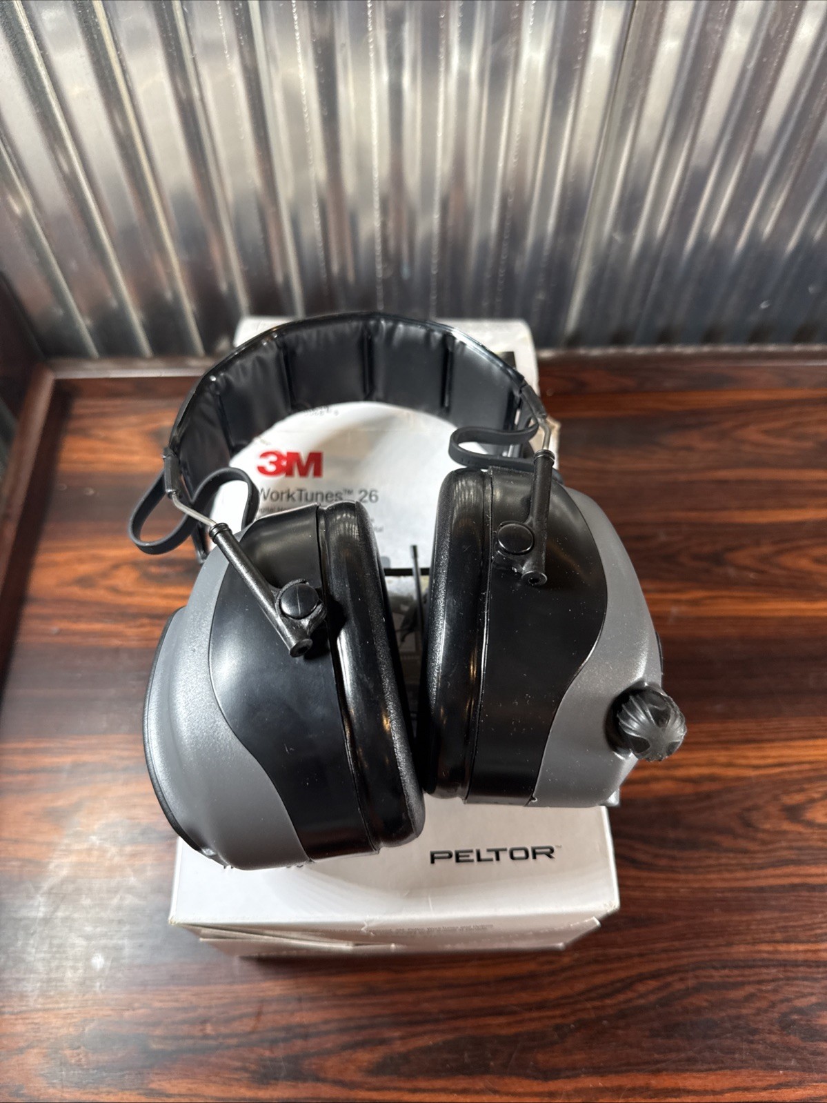Peltor Digital WorkTunes 26 Headphones and Earmuffs WTD2600 NEW IN BOX! NIB