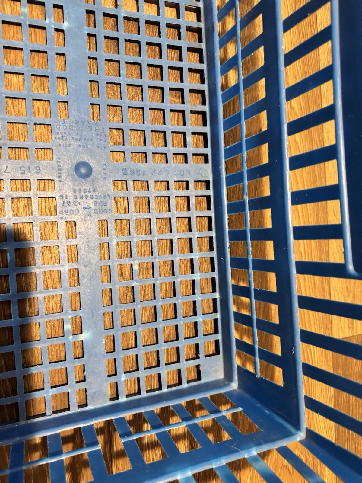 Vintage Toys R Us Blue Shopping Basket Rare Geoffrey