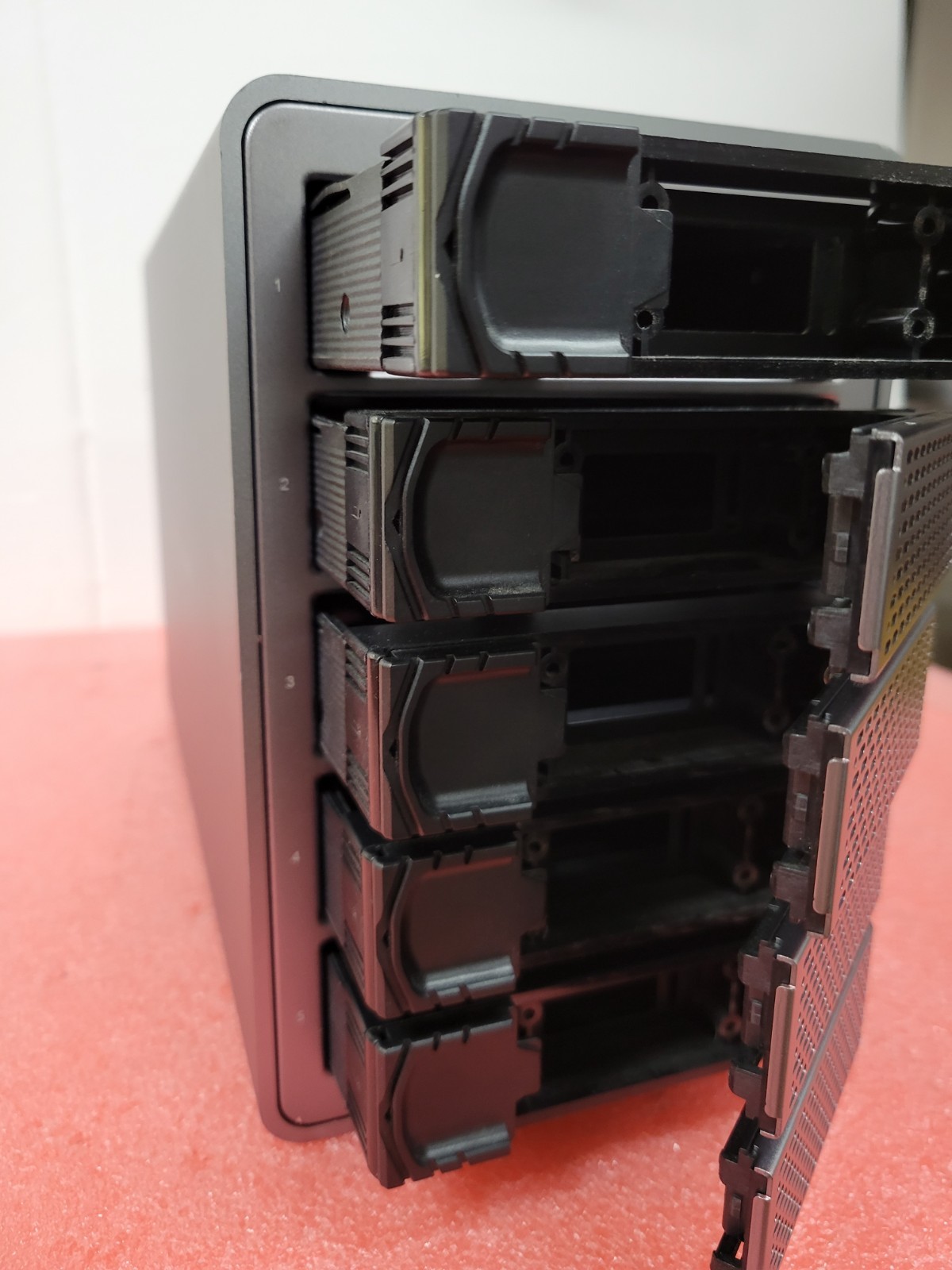 Yottamaster 5 Bay External Hard Drive Enclosure FS5 150W 10Gbps USB3.0 | C240