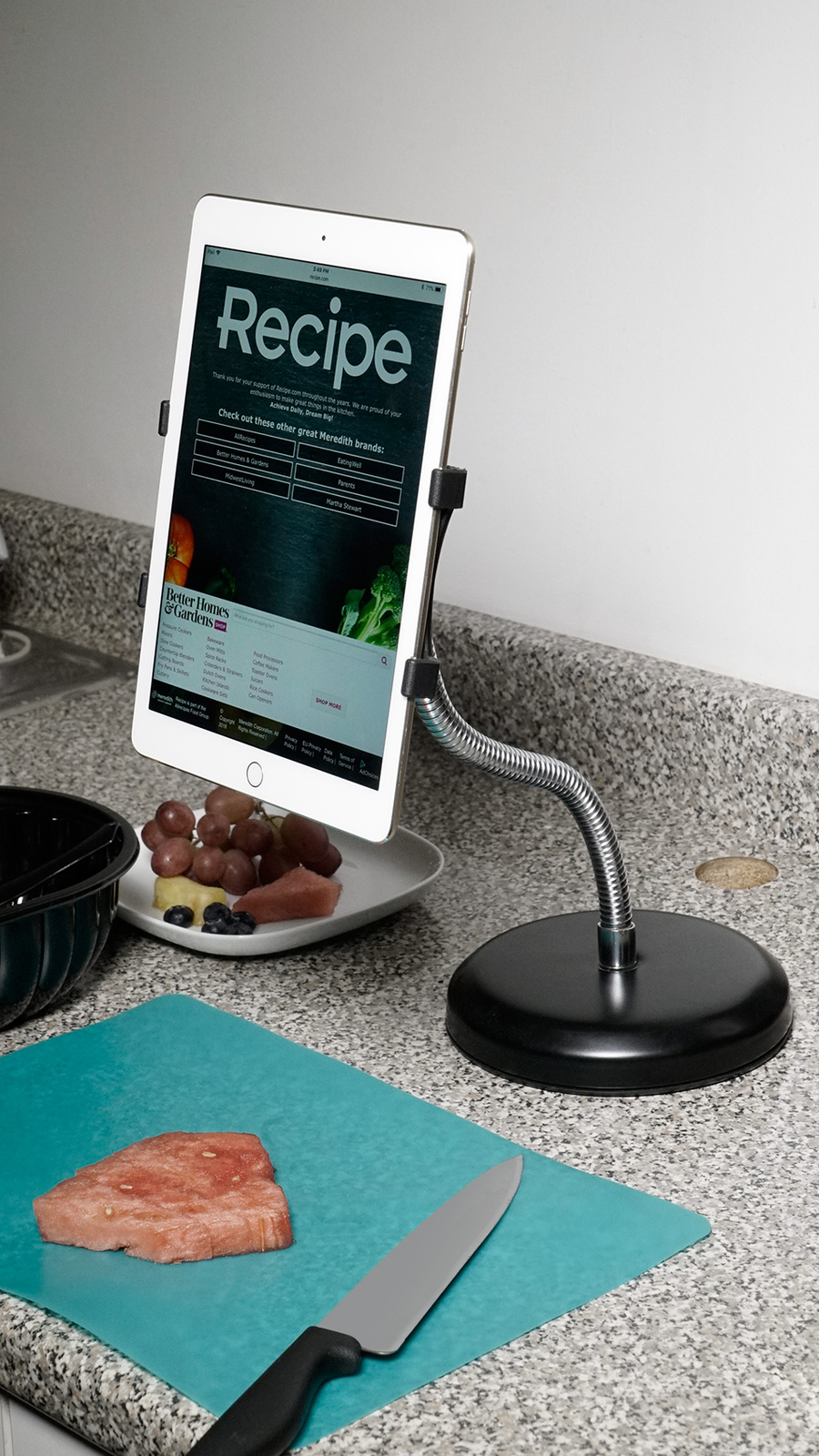 Rockville IPS22 Smartphone/Tablet Mount - Screws In To any Mic Stand or Boom Arm