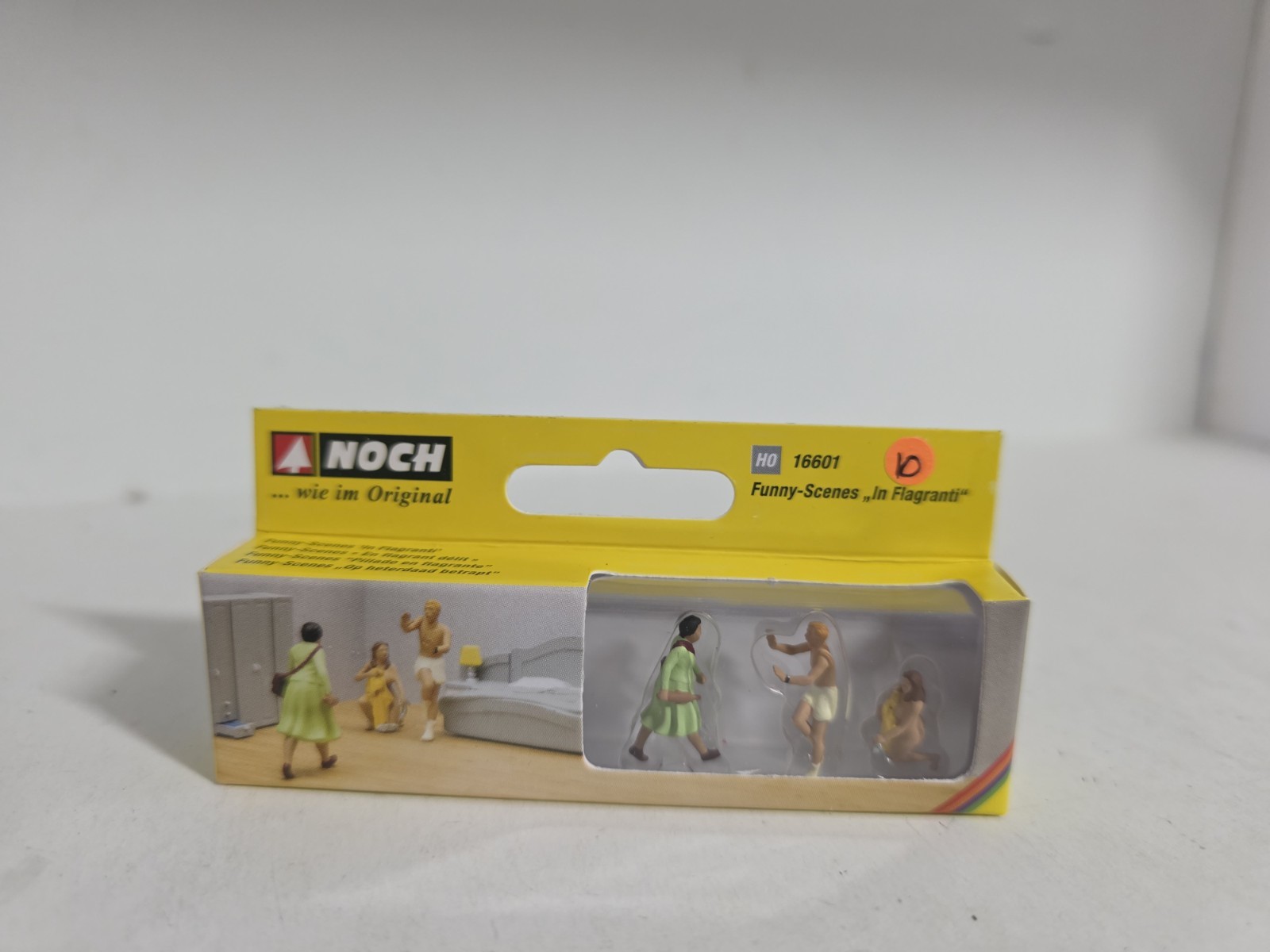 Noch " In Flagranti" Figures Set 16601 HO Scale