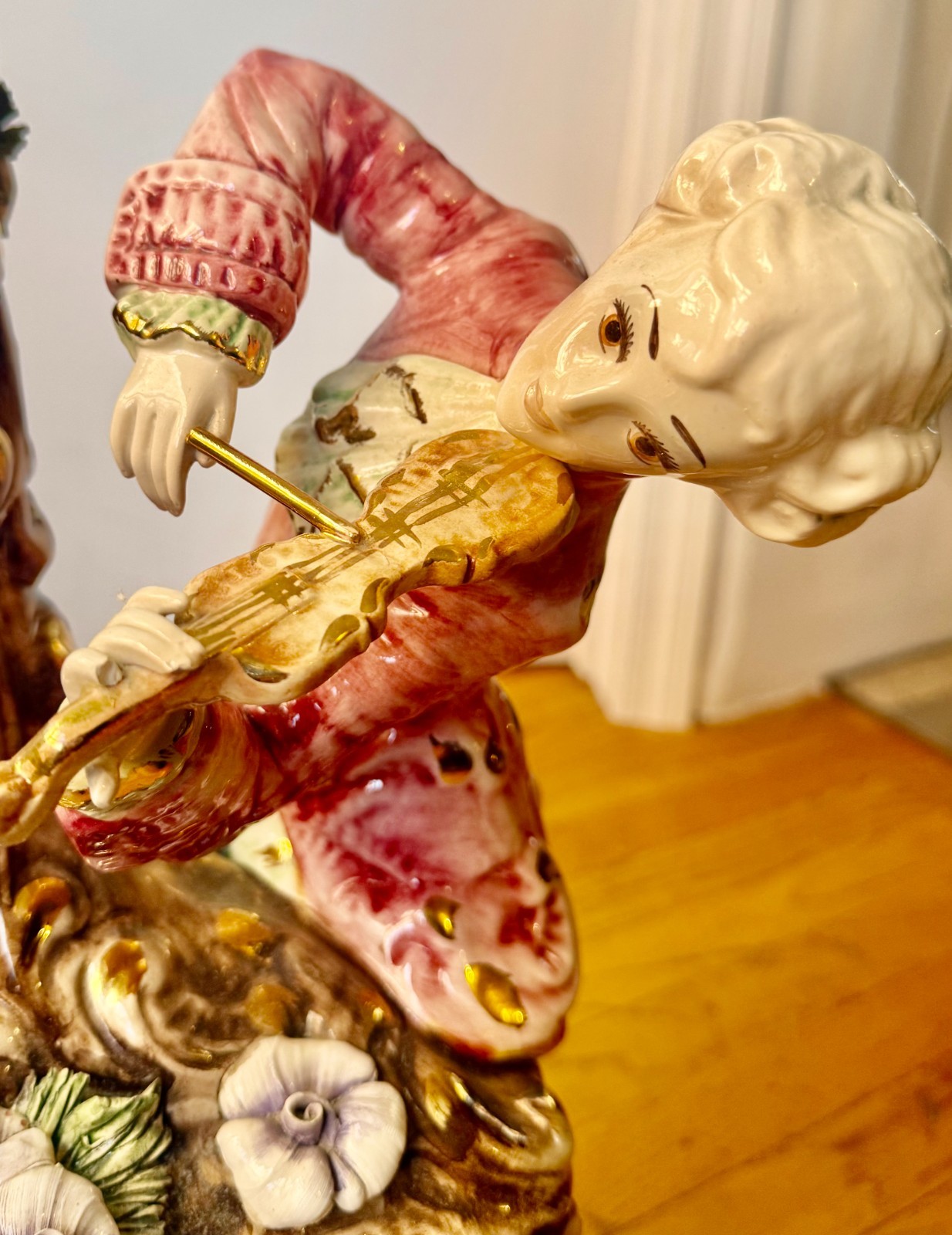 CAPODIMONTE SET of TWO 2 Figurine Lamp With Shade Made in Italy original