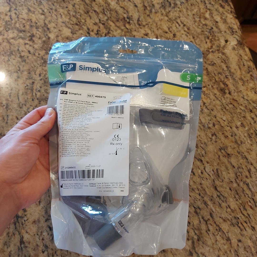 Fisher & Paykel Simplus 400475 Full Face Mask - Small New Sealed FREE SHIPPING