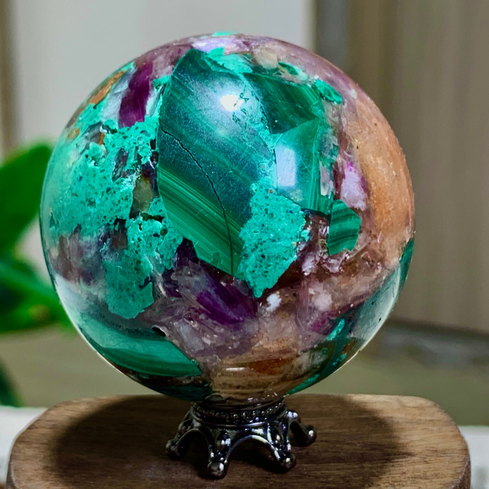 110G Newly discovered rare malachite purple mica symbiotic sphere restoration