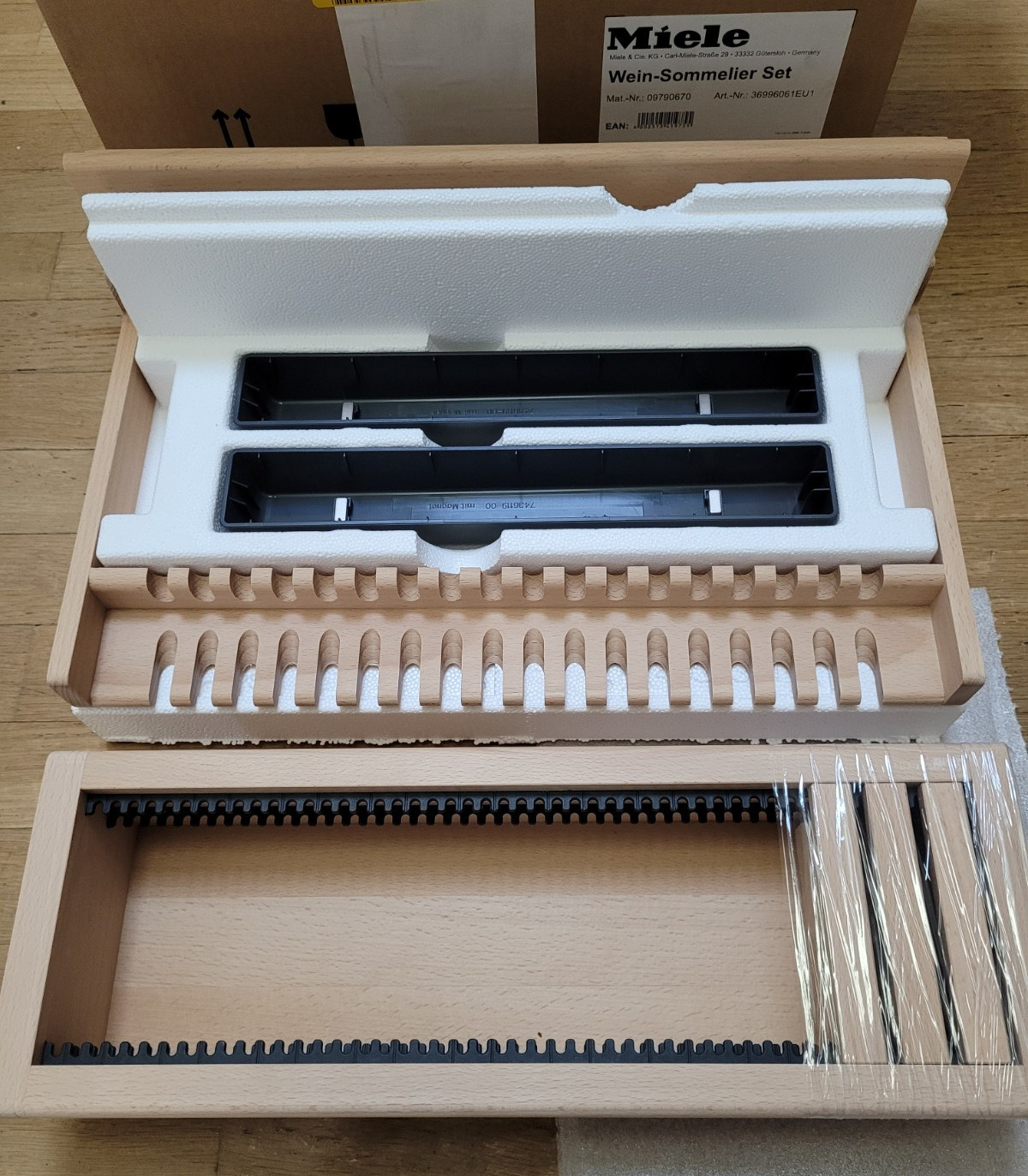 Miele 36996061EU1 Wine Sommelier Kit WSS6300 for Undercounter Wine Storage