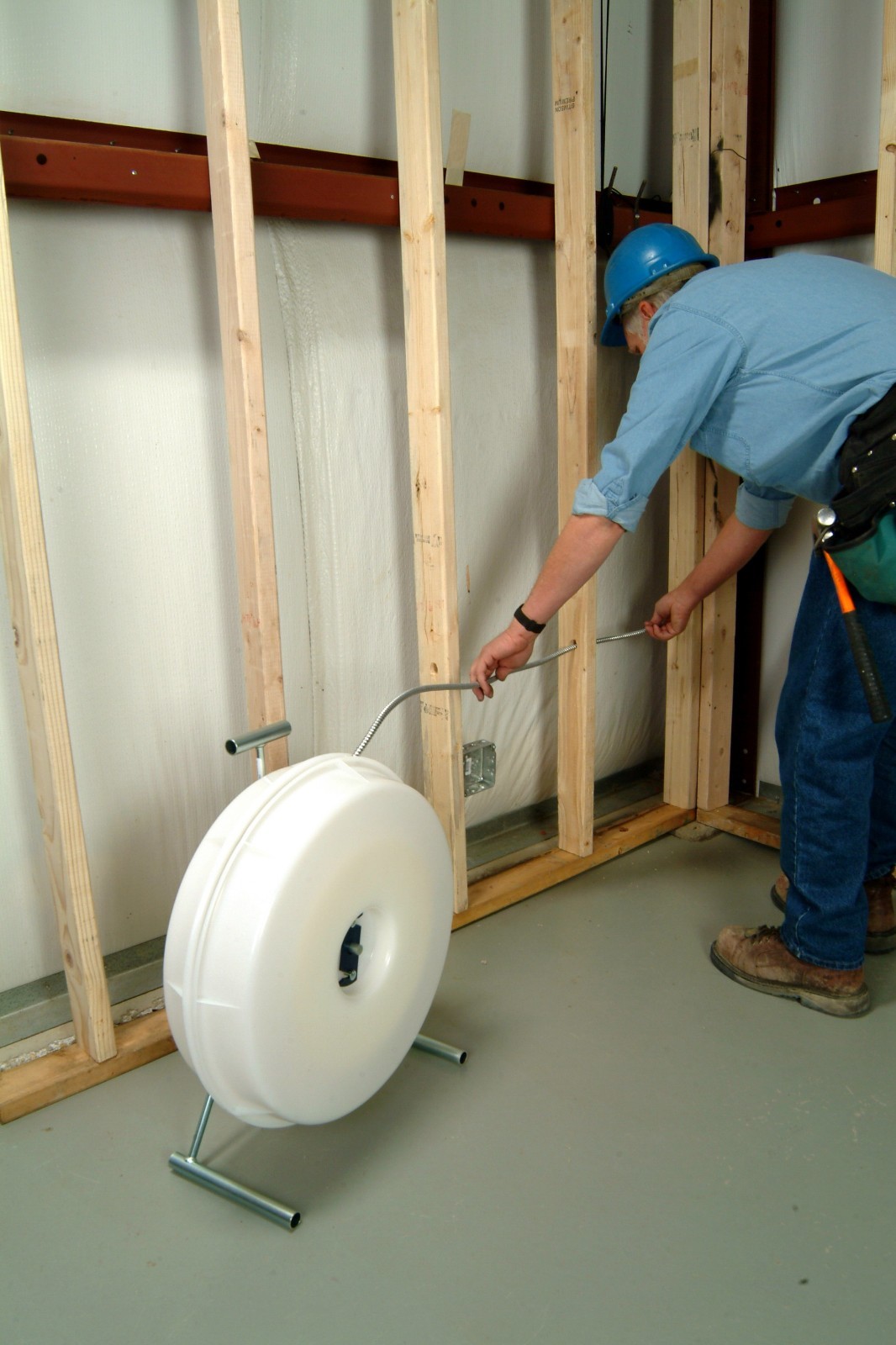 Wire Wheel® 620S MC, AC, and NM cable dispenser Made in the USA