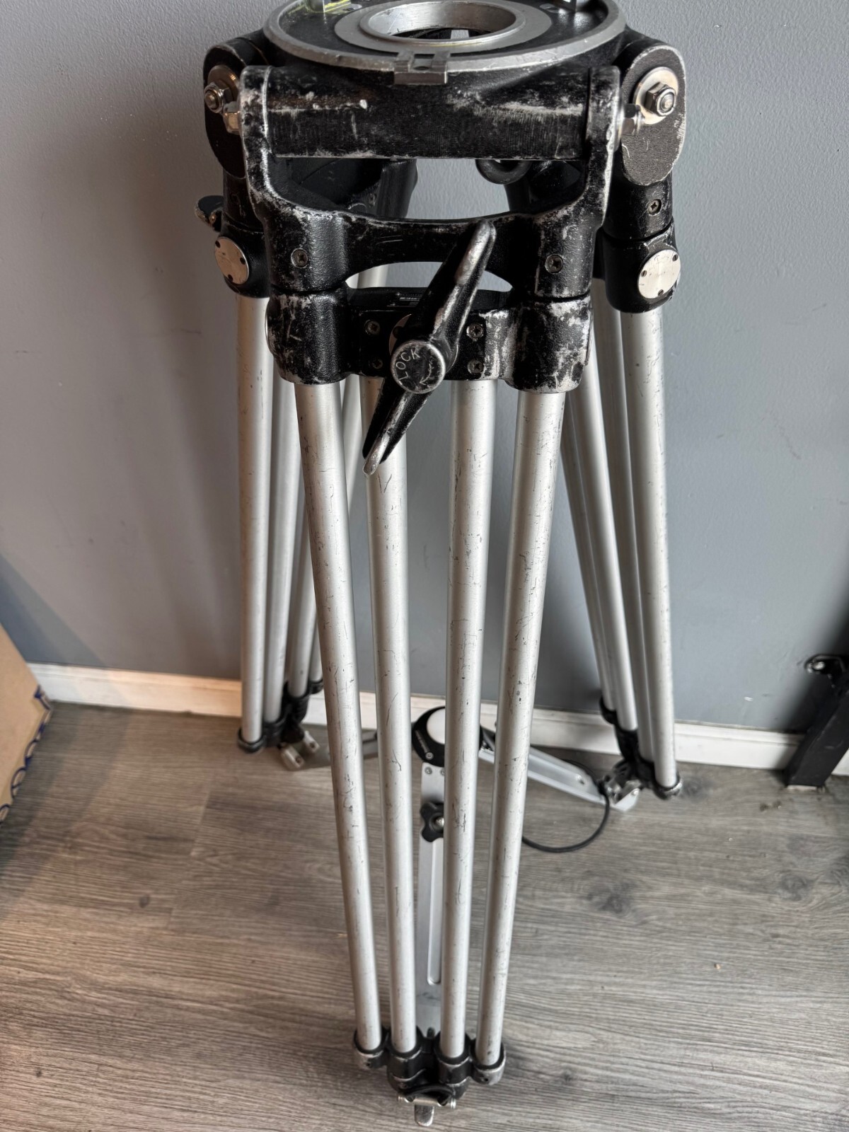 Ronford-Baker Heavy Duty Tripod Tall, Mitchell Base Ground Spreaders