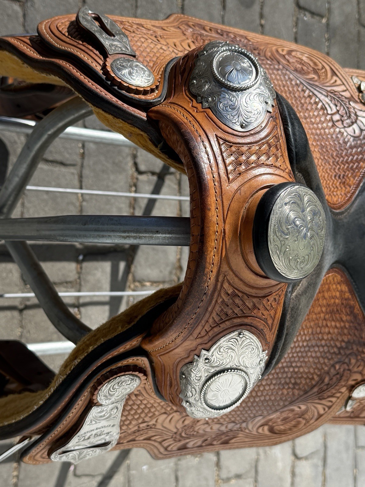 Dale Chavez 16” Western Show Saddle