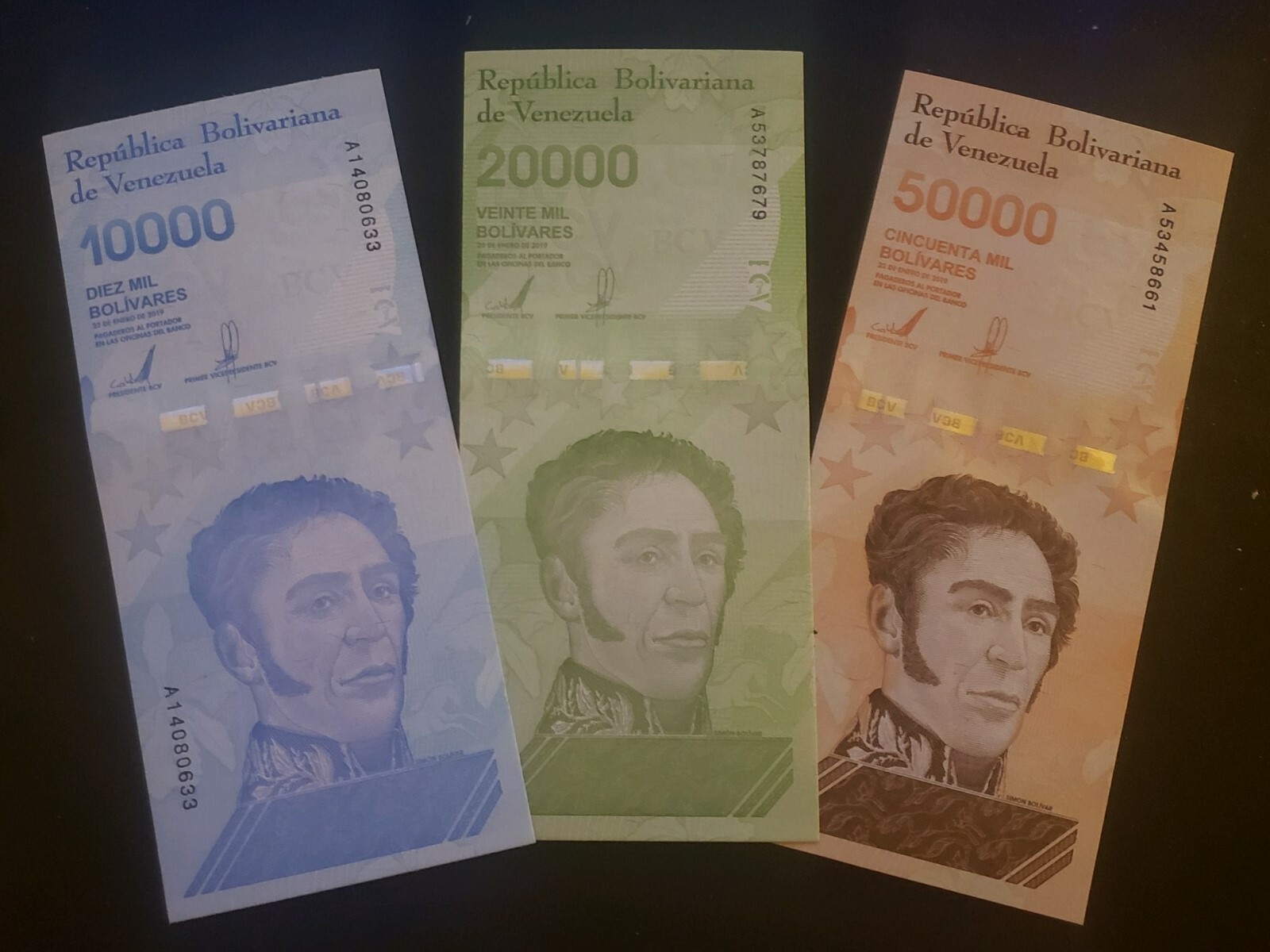 Venezuela Full Set 2 - 100,000 Bolivares, 2-500 Soberanos plus 6 newest -27 PCS